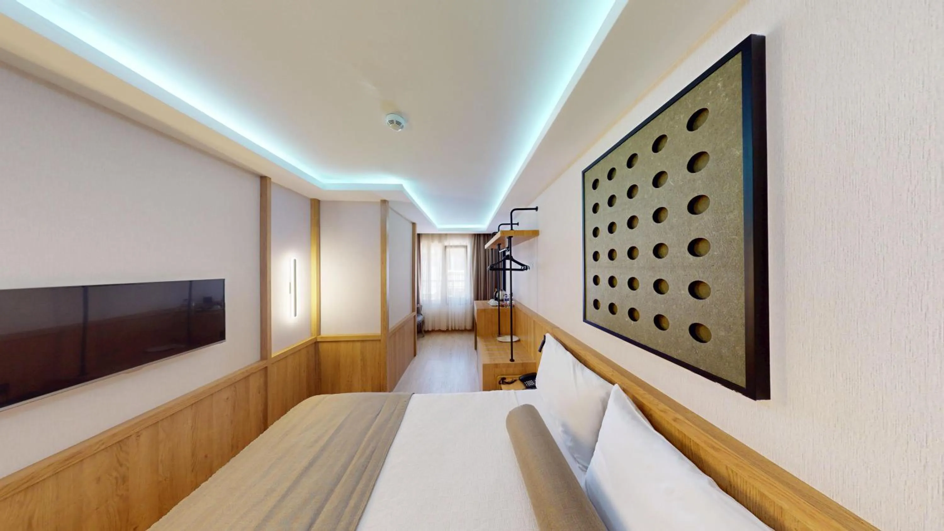 Photo of the whole room, Bed in Istanbul River Hotel