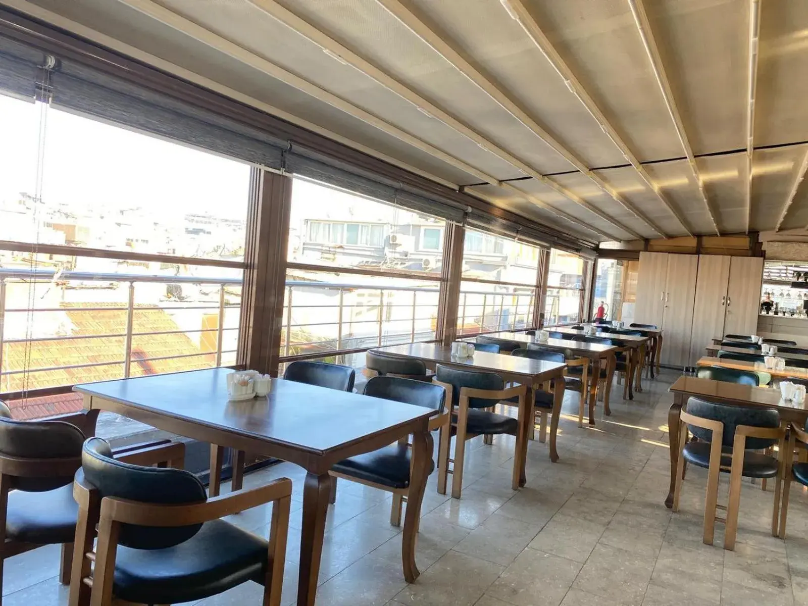 Restaurant/places to eat in Istanbul River Hotel Restaurant/places to eat in Istanbul River Hotel