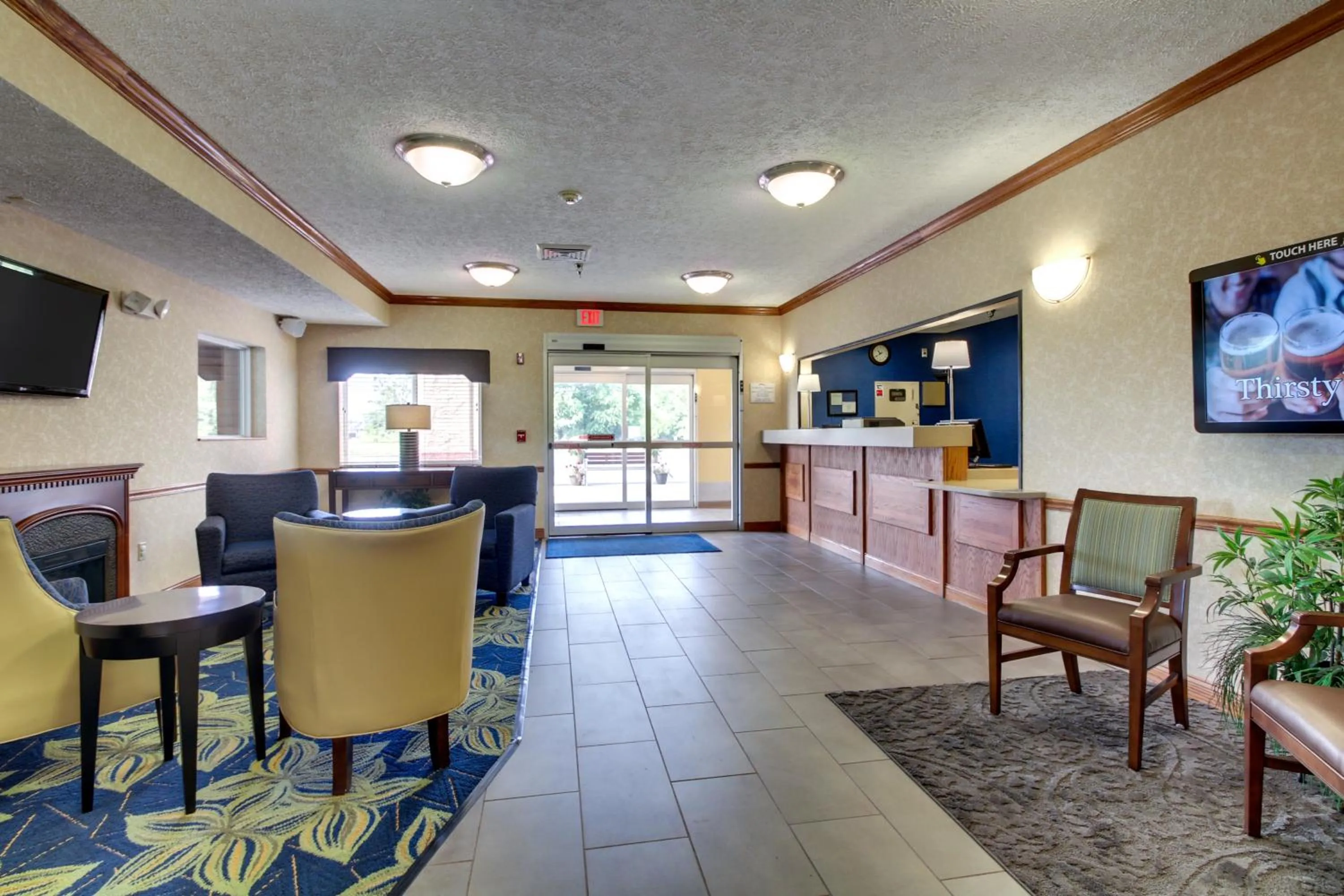 Lobby or reception in Baymont by Wyndham Galesburg