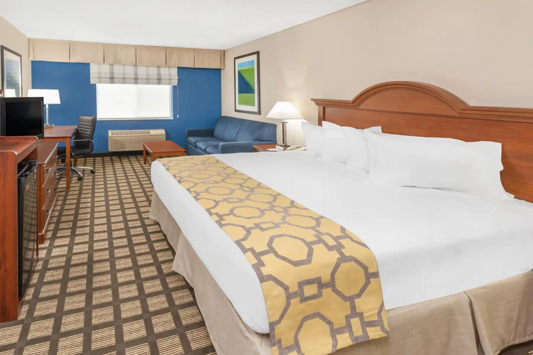 Bed in Baymont by Wyndham Galesburg