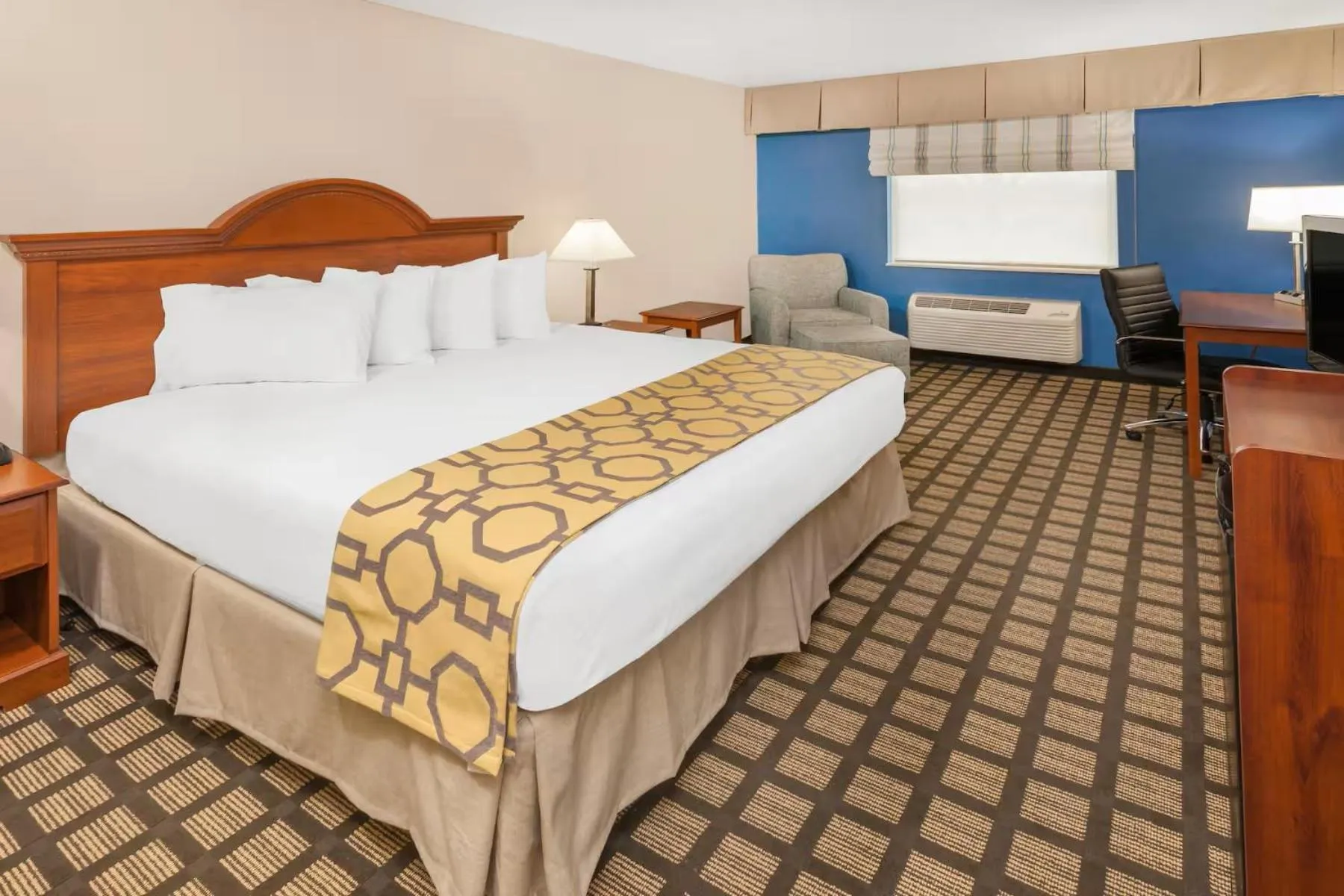 Bed in Baymont by Wyndham Galesburg