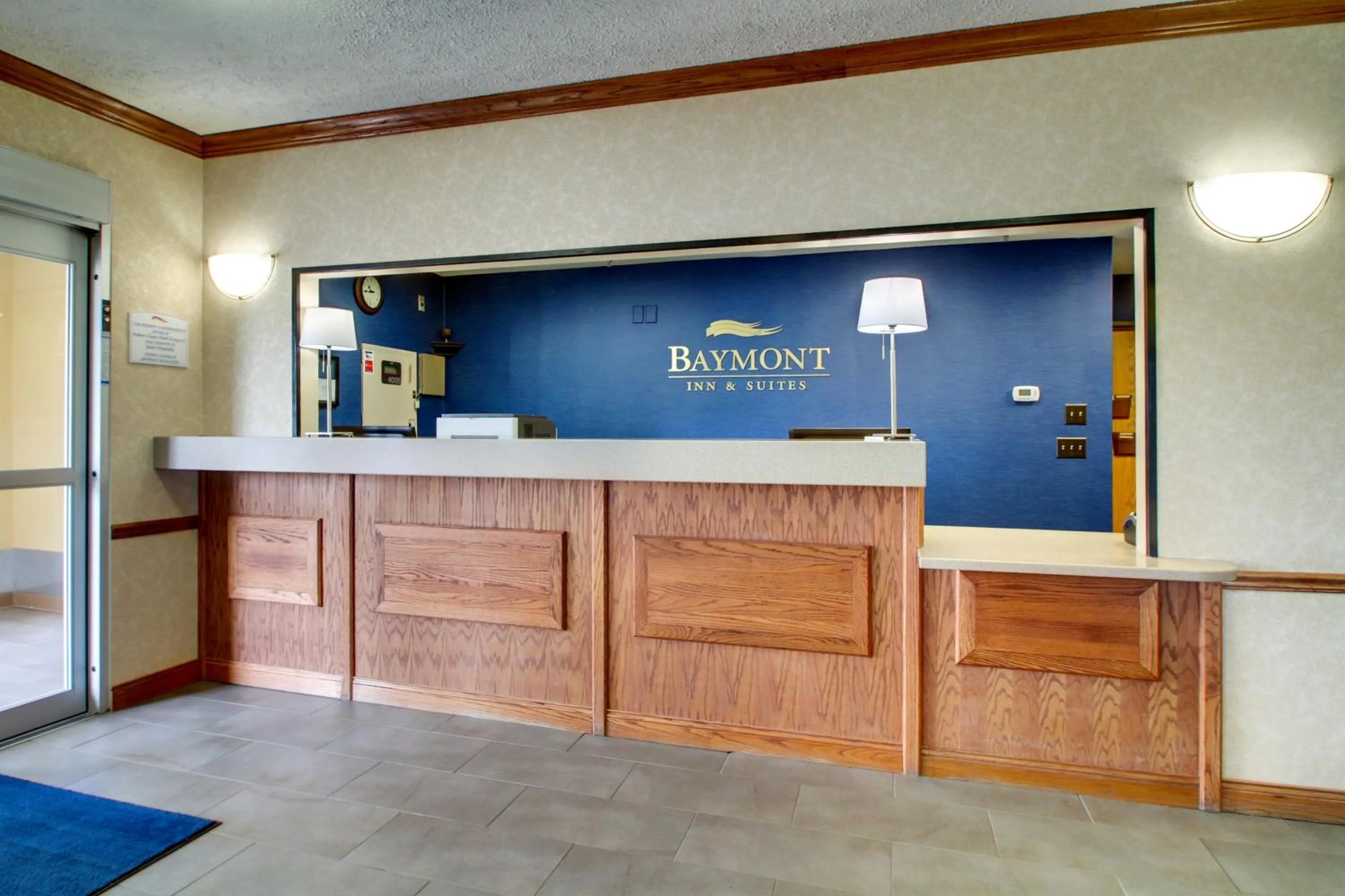 Lobby or reception in Baymont by Wyndham Galesburg