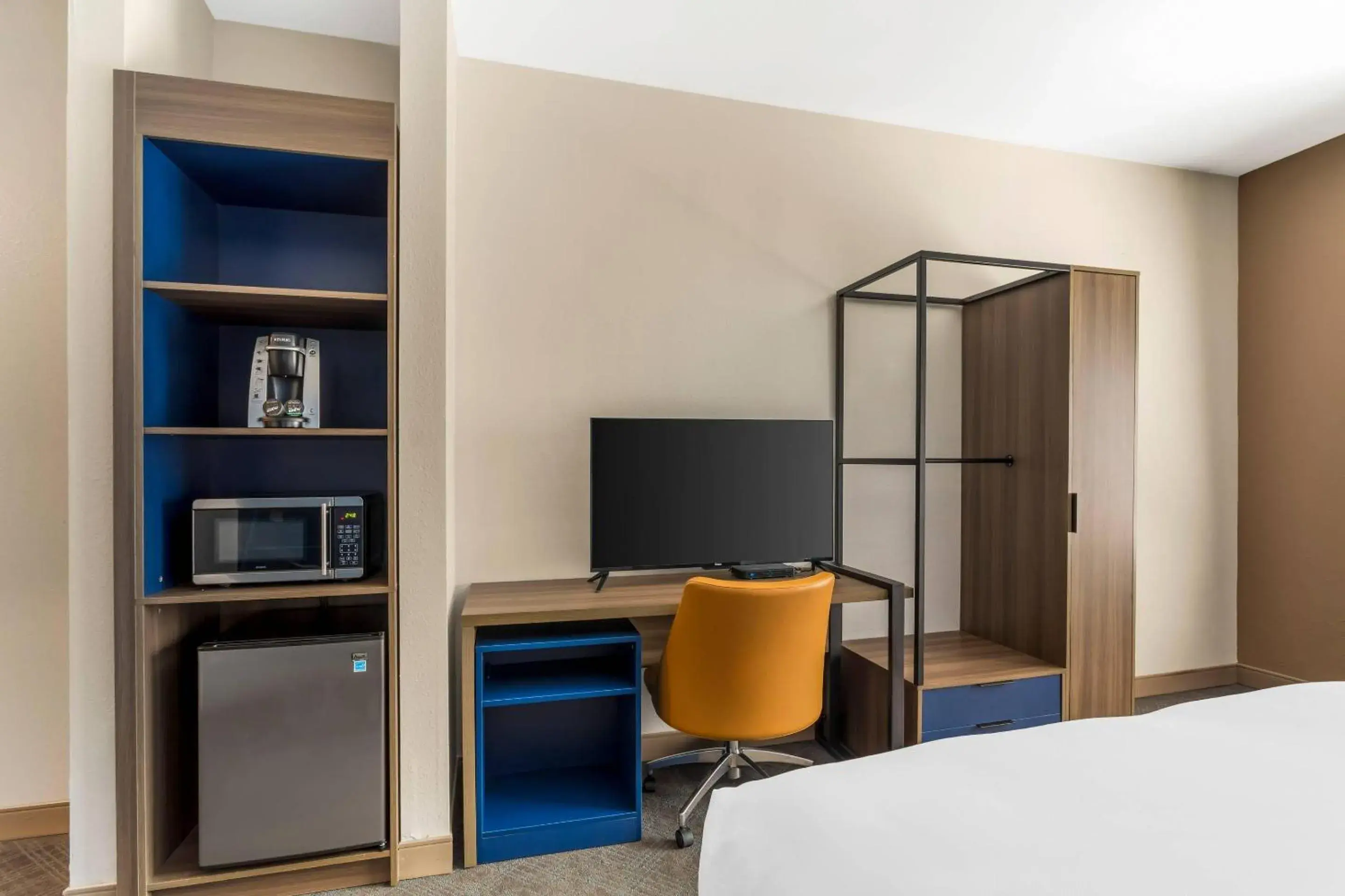 Bedroom, Bed in Comfort Inn Dayton South Bedroom, Bed in Comfort Inn Dayton South