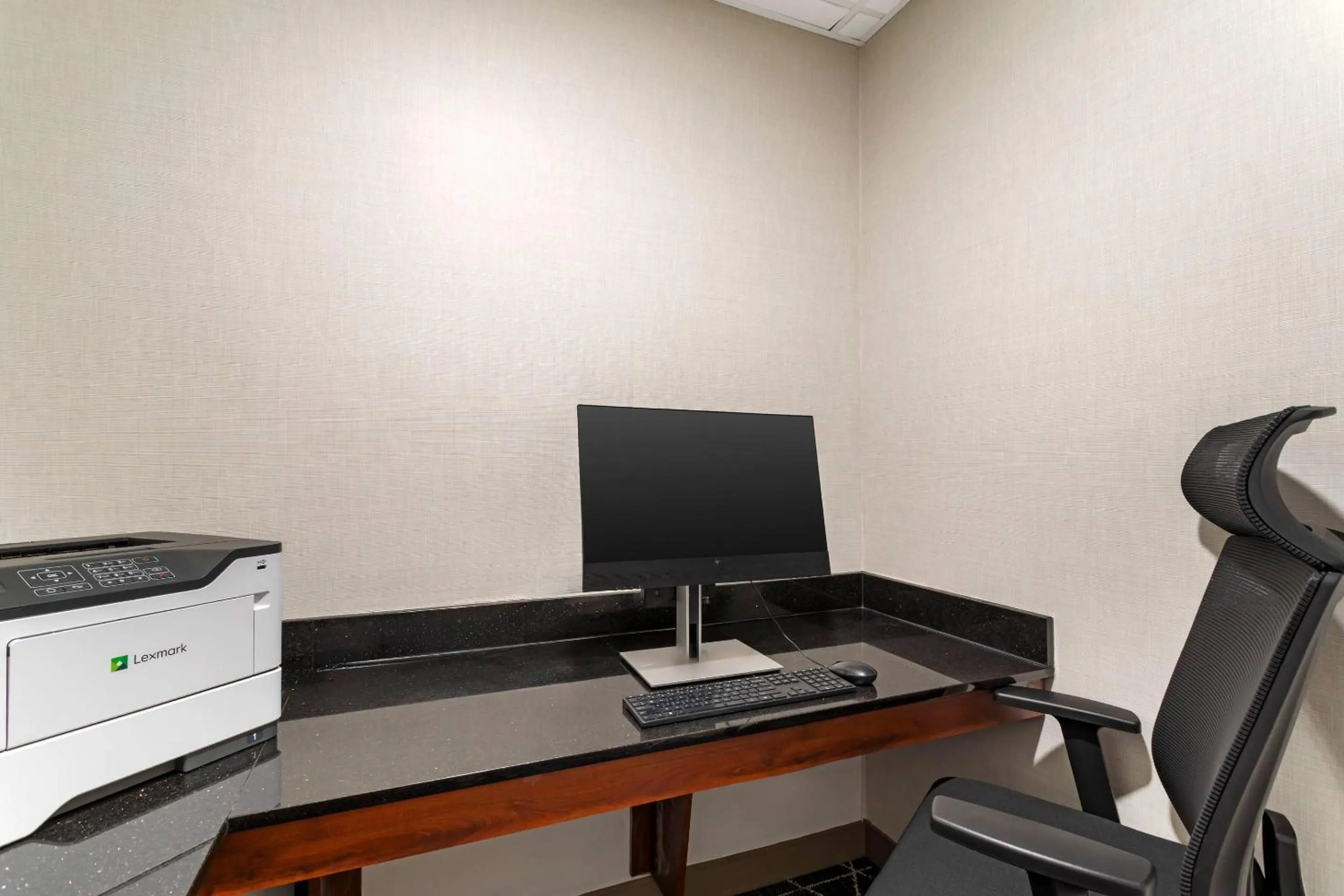 Business facilities in Comfort Inn Dayton South