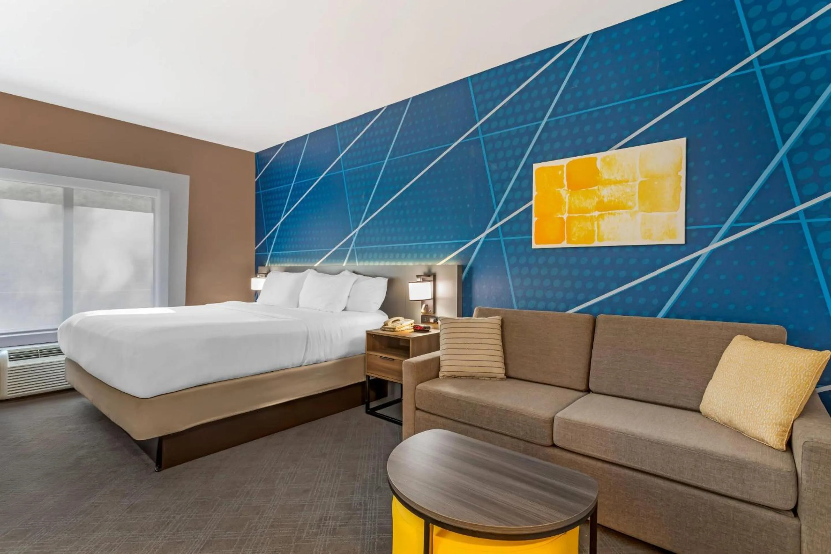 Bedroom, Bed in Comfort Inn Dayton South