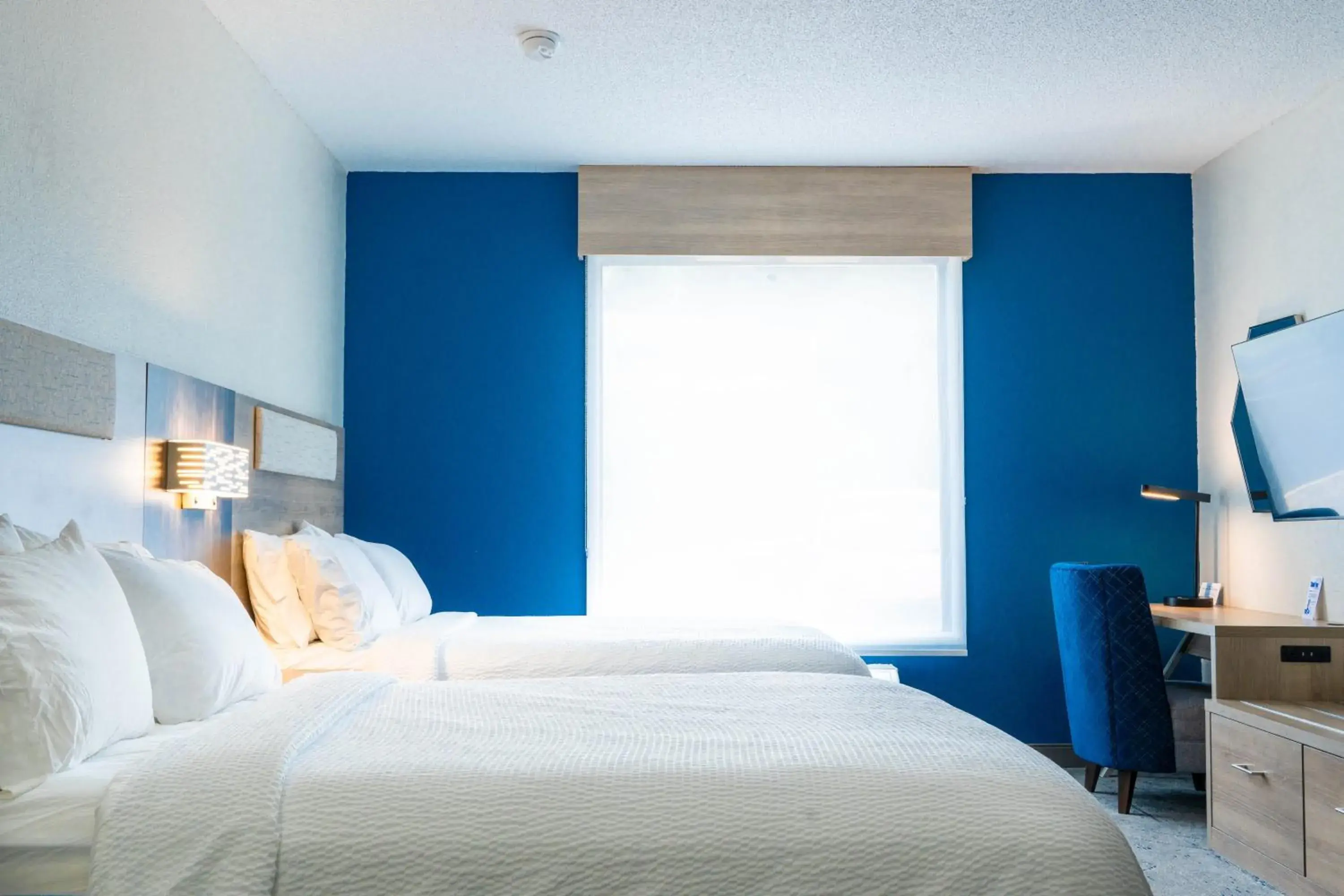 Bed in Holiday Inn Express Hotel & Suites Hiawassee by IHG Bed in Holiday Inn Express Hotel & Suites Hiawassee by IHG