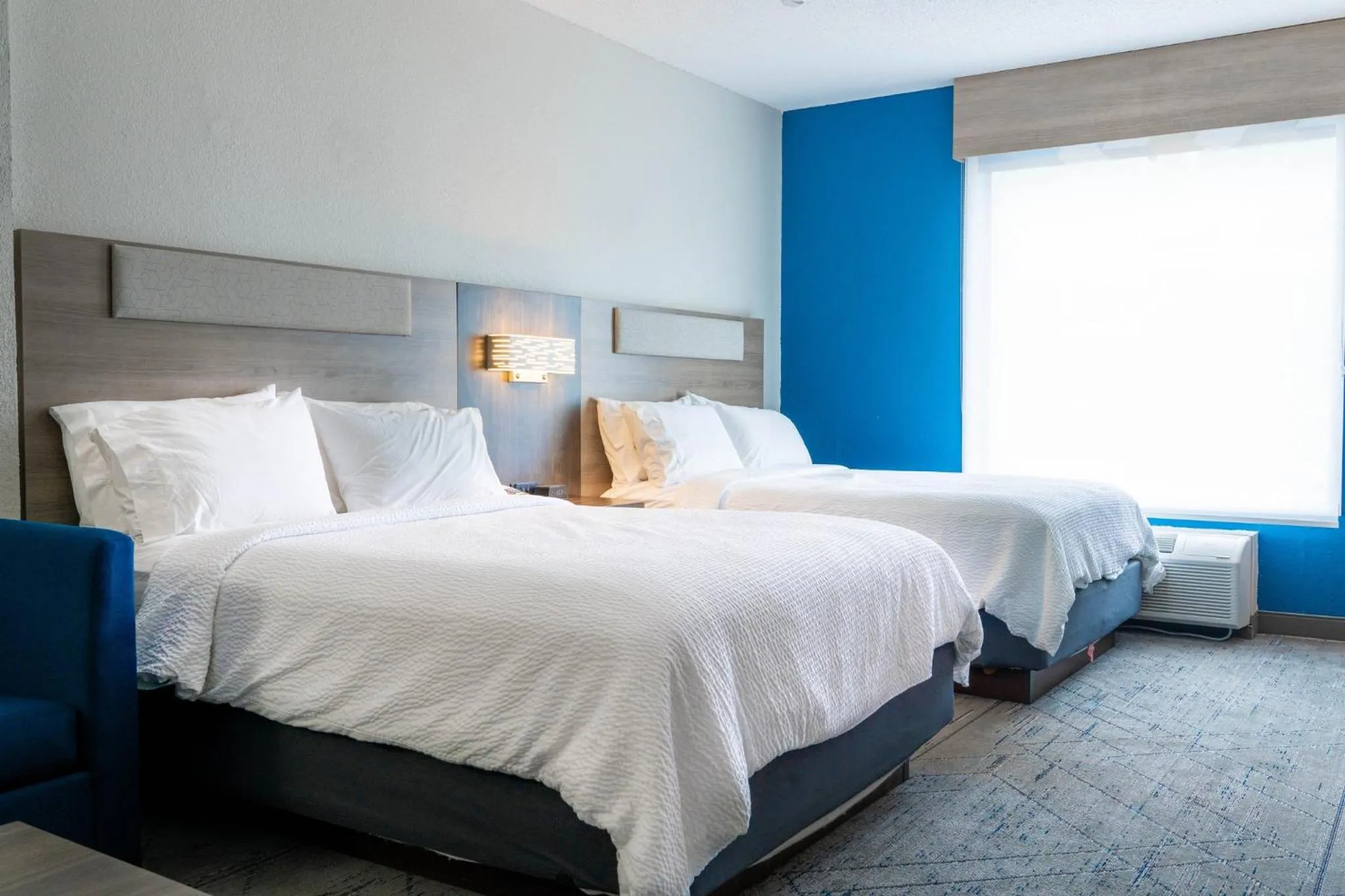 Photo of the whole room, Bed in Holiday Inn Express Hotel & Suites Hiawassee by IHG