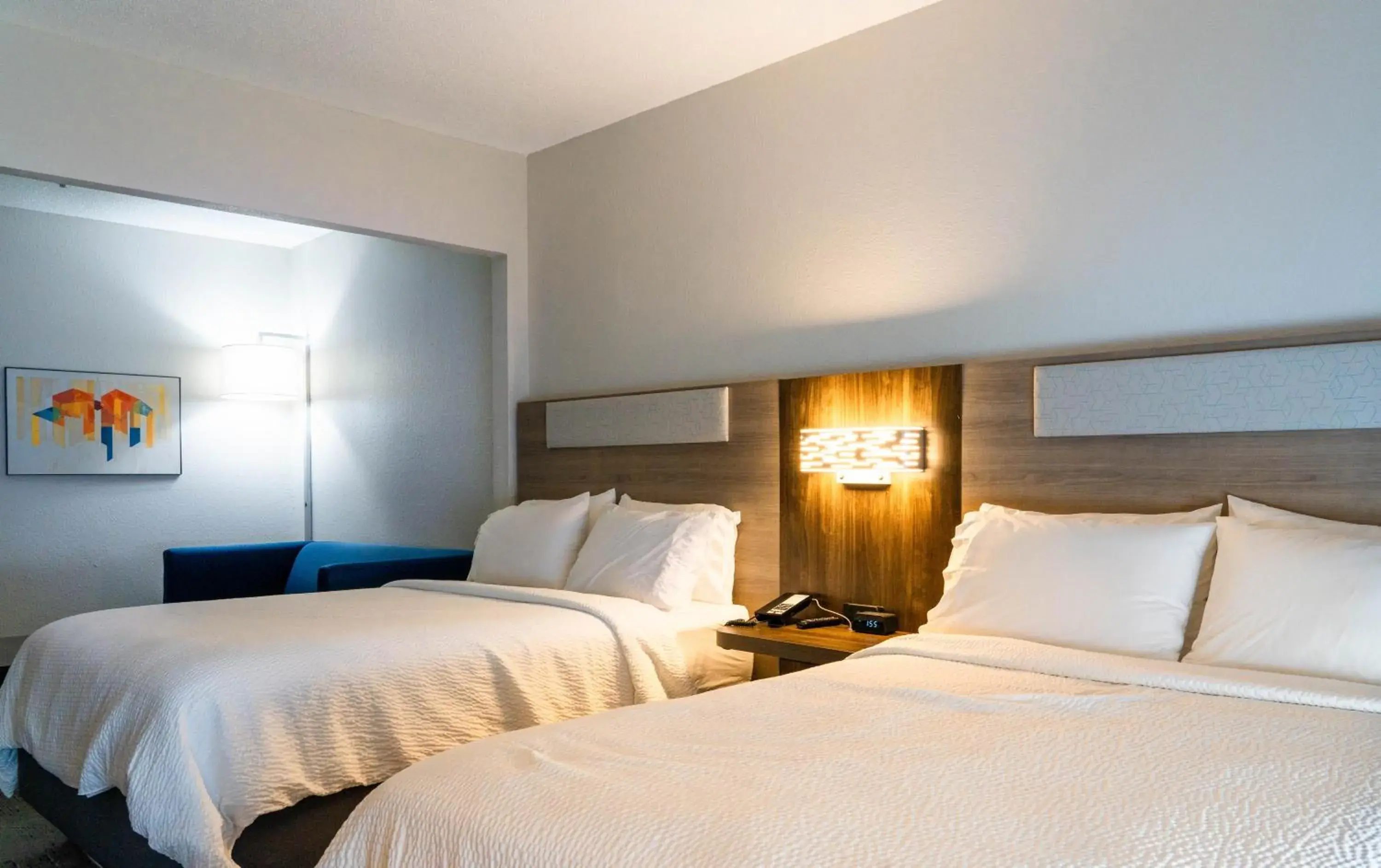 Bed in Holiday Inn Express Hotel & Suites Hiawassee by IHG Bed in Holiday Inn Express Hotel & Suites Hiawassee by IHG