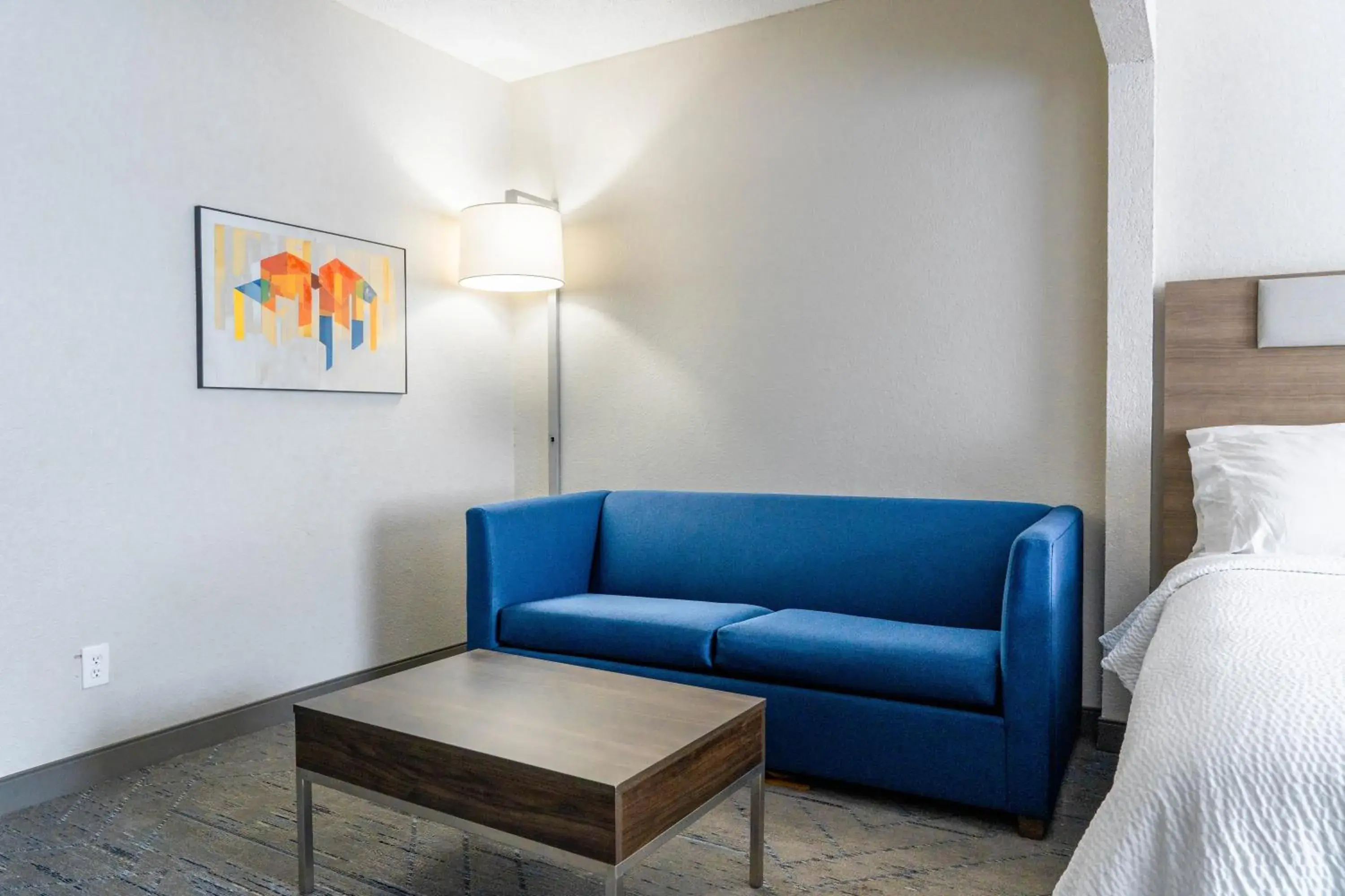 Bed in Holiday Inn Express Hotel & Suites Hiawassee by IHG Bed in Holiday Inn Express Hotel & Suites Hiawassee by IHG