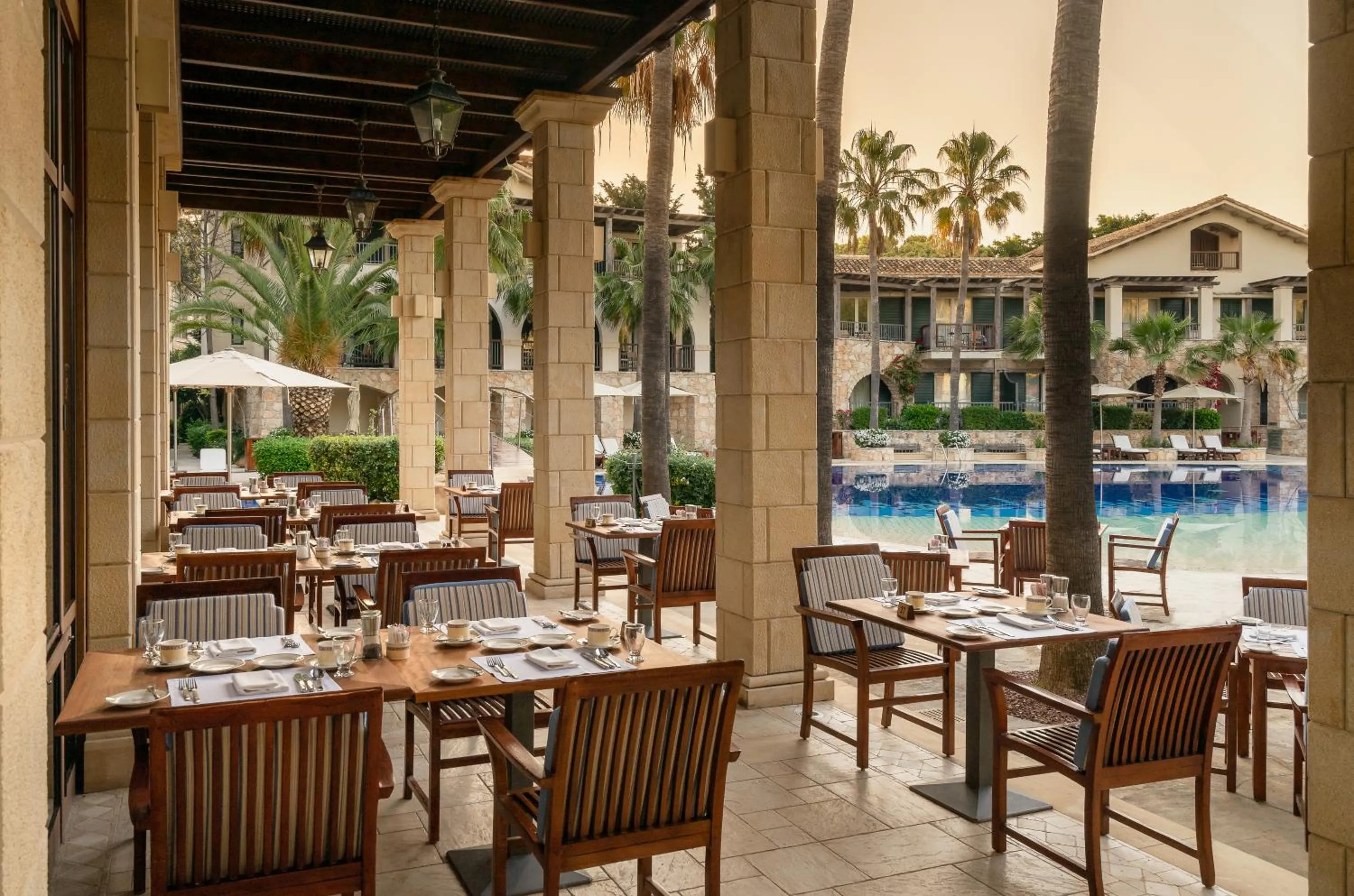 Patio in Columbia Beach Resort