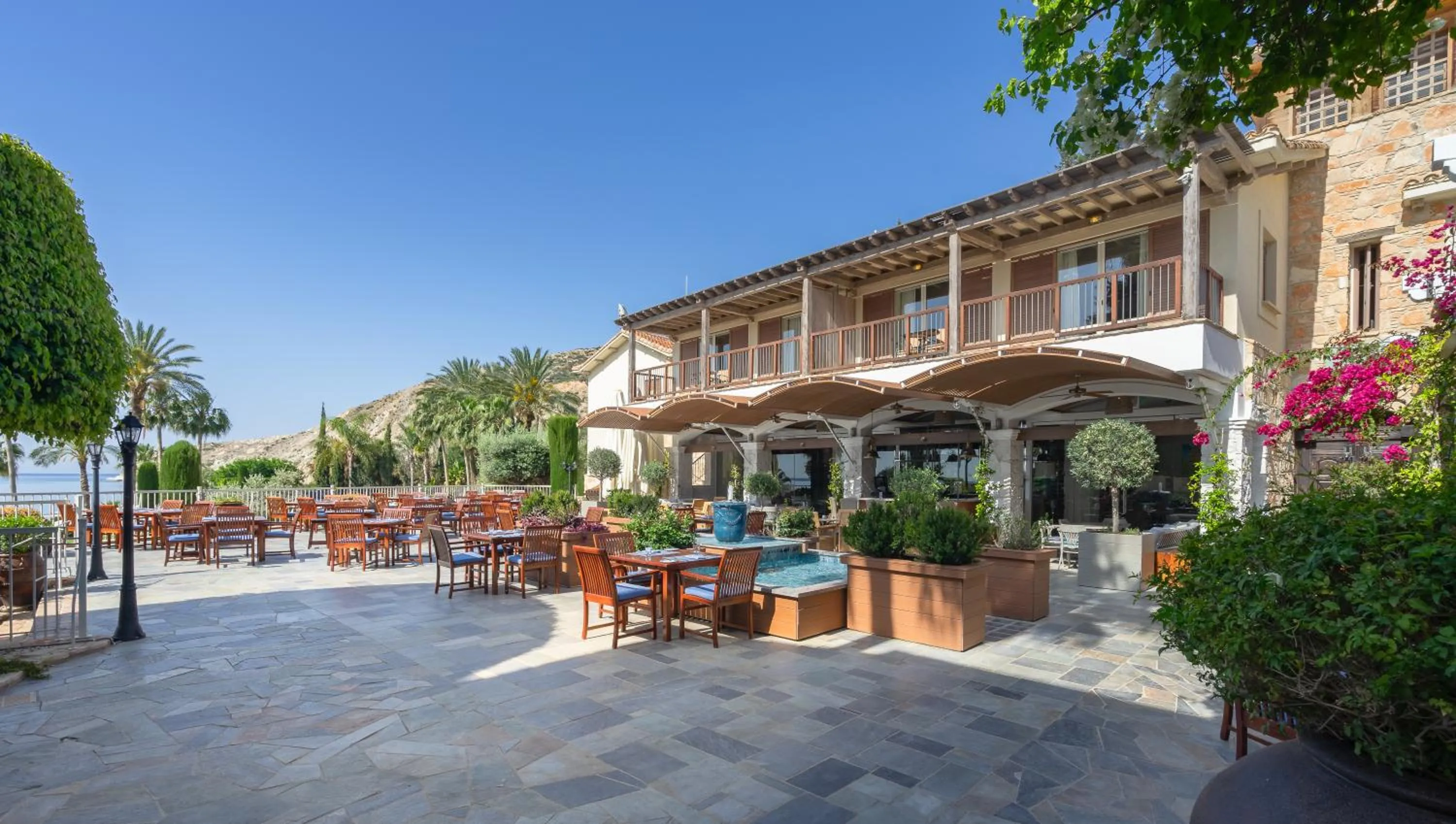Patio in Columbia Beach Resort