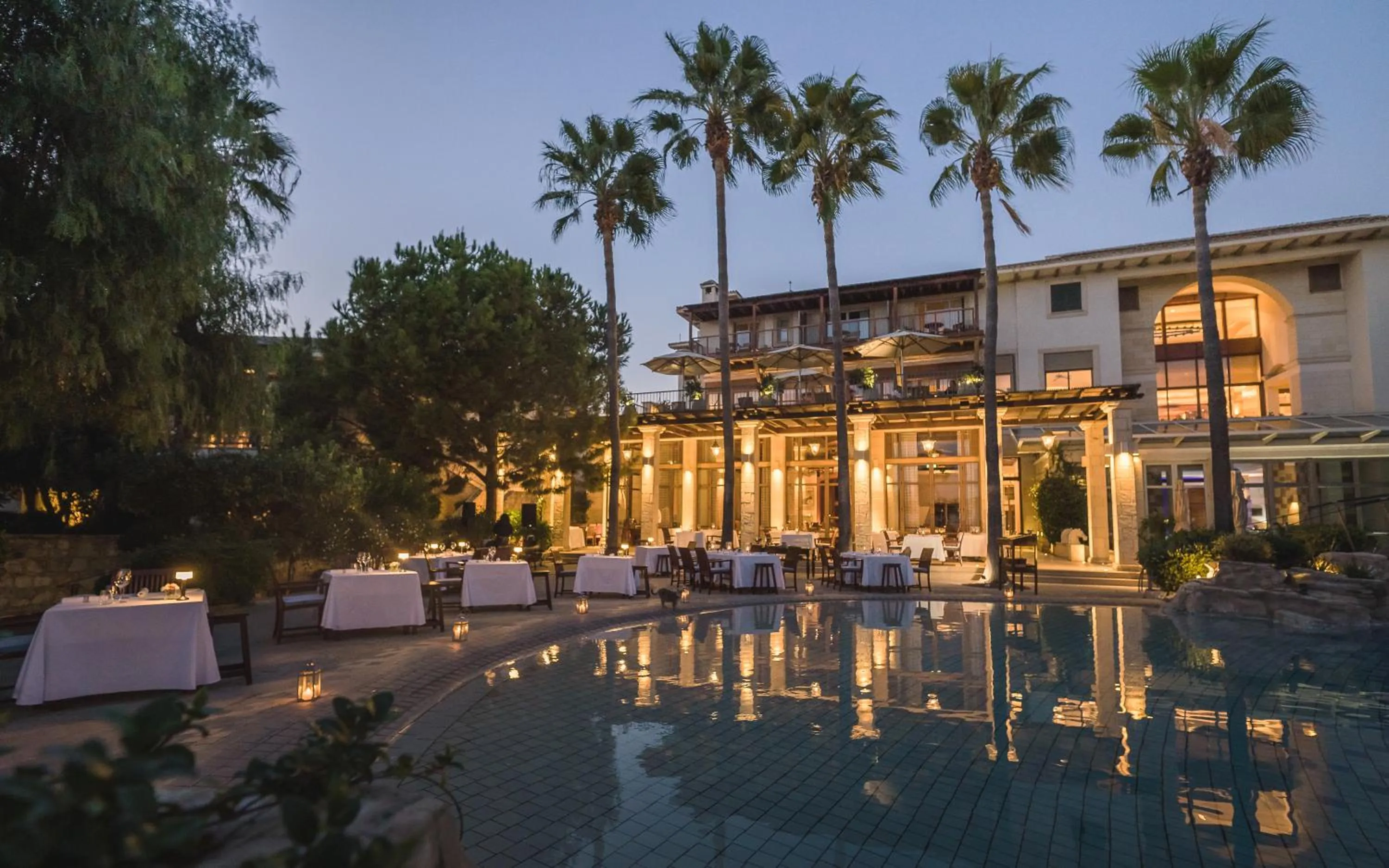 Property building in Columbia Beach Resort