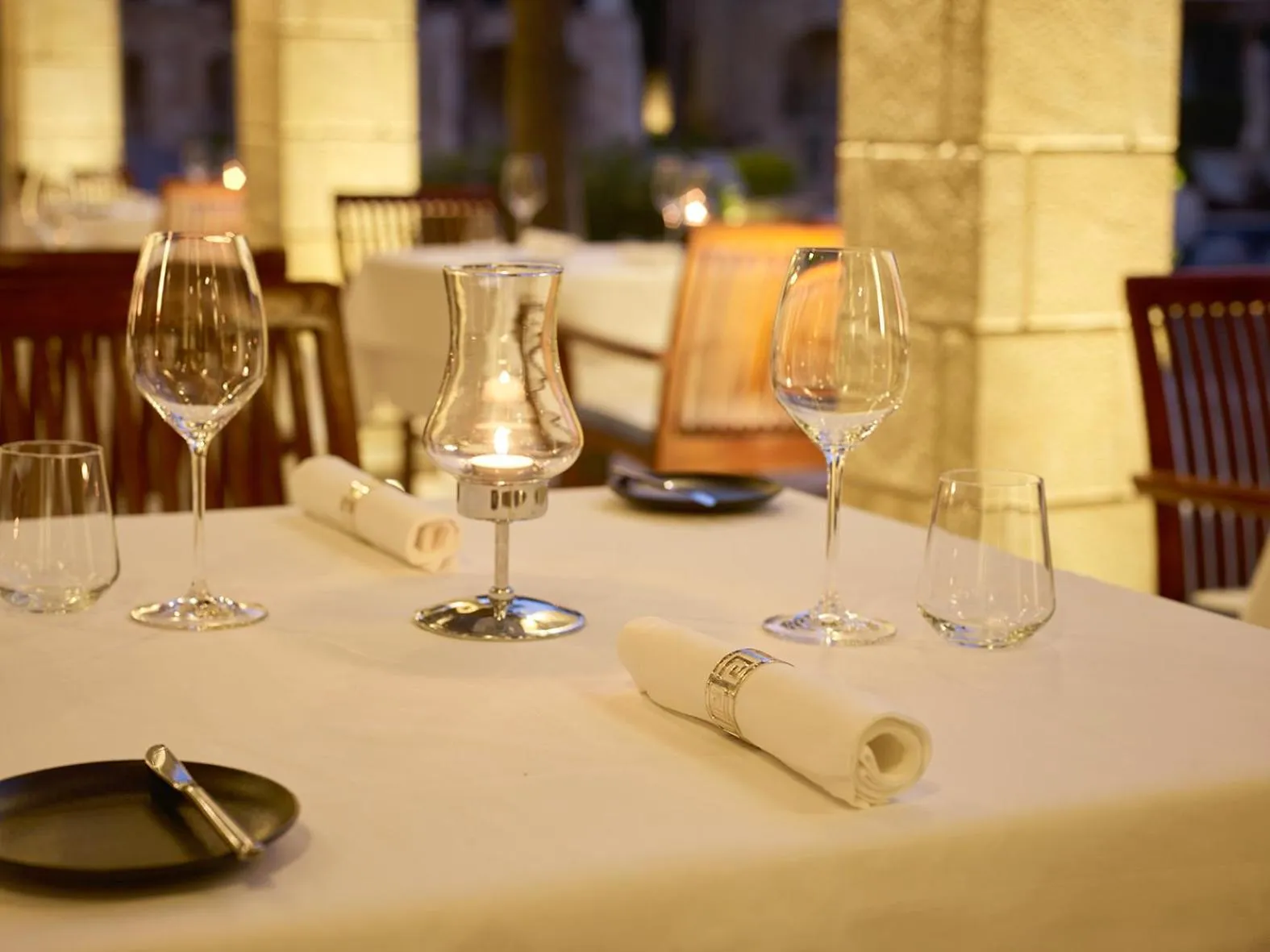 Restaurant/places to eat in Columbia Beach Resort