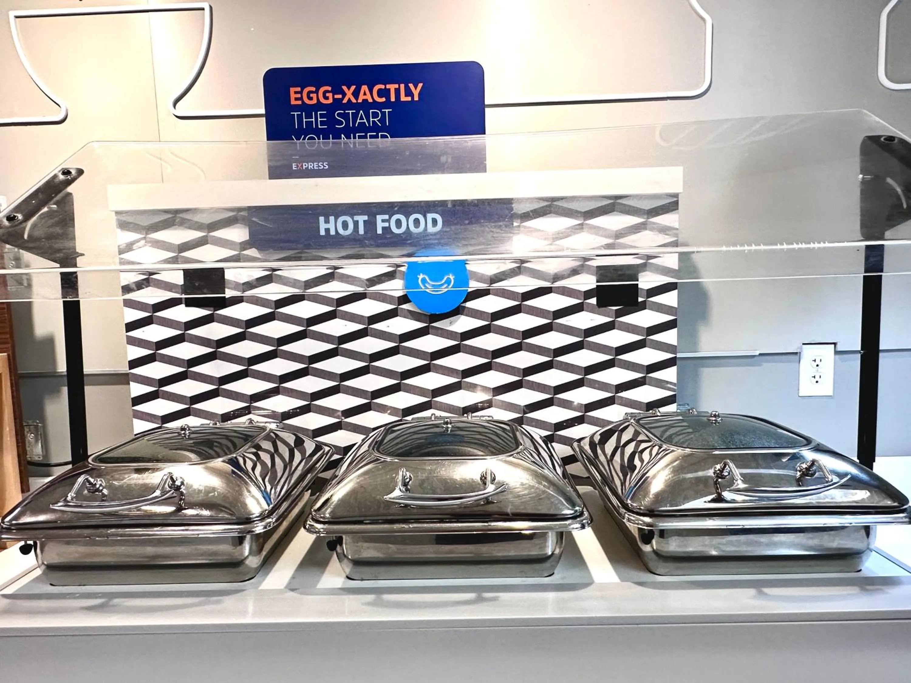 Breakfast in Holiday Inn Express Hotel & Suites Hinesville by IHG