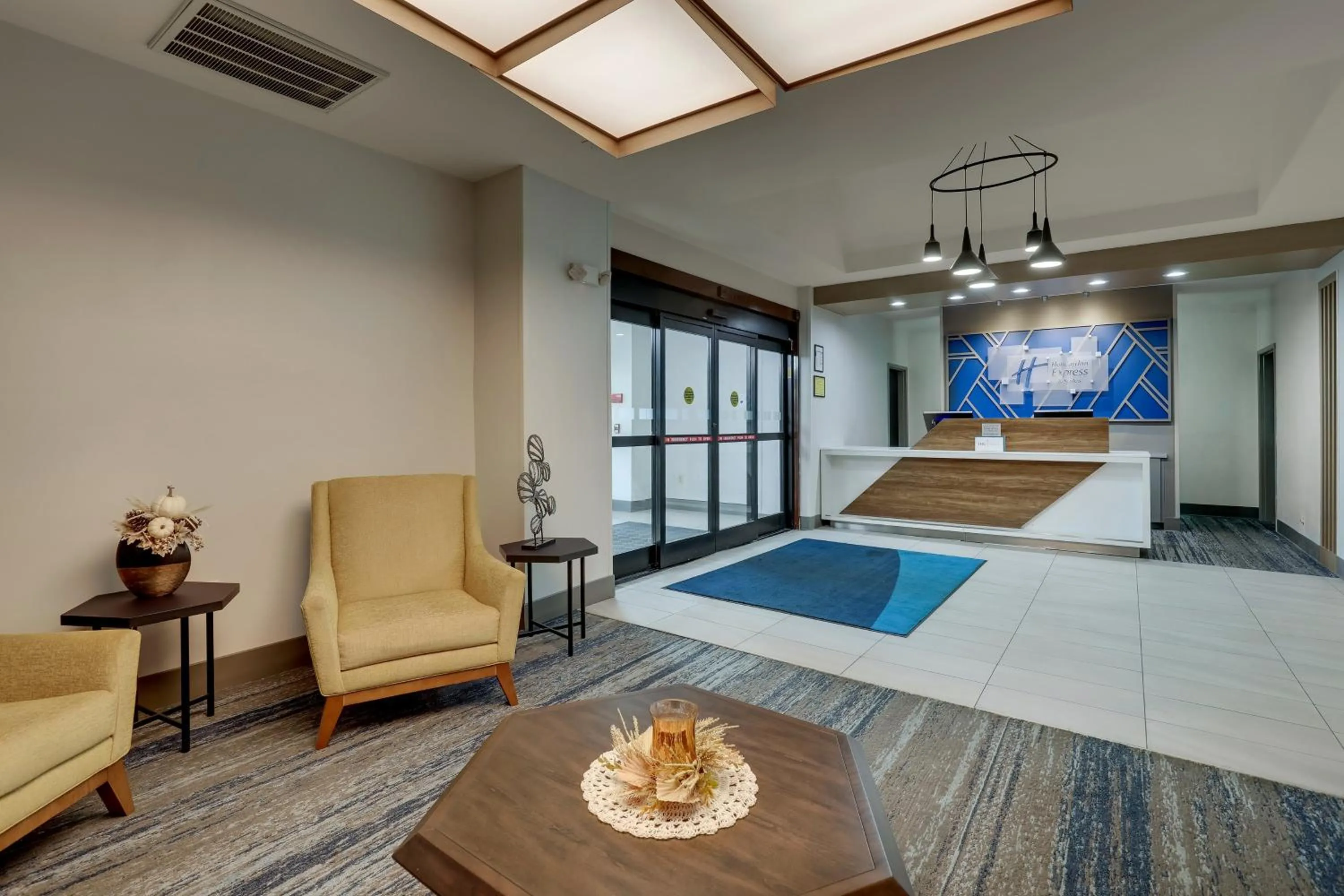 Property building in Holiday Inn Express Hotel & Suites Hinesville by IHG