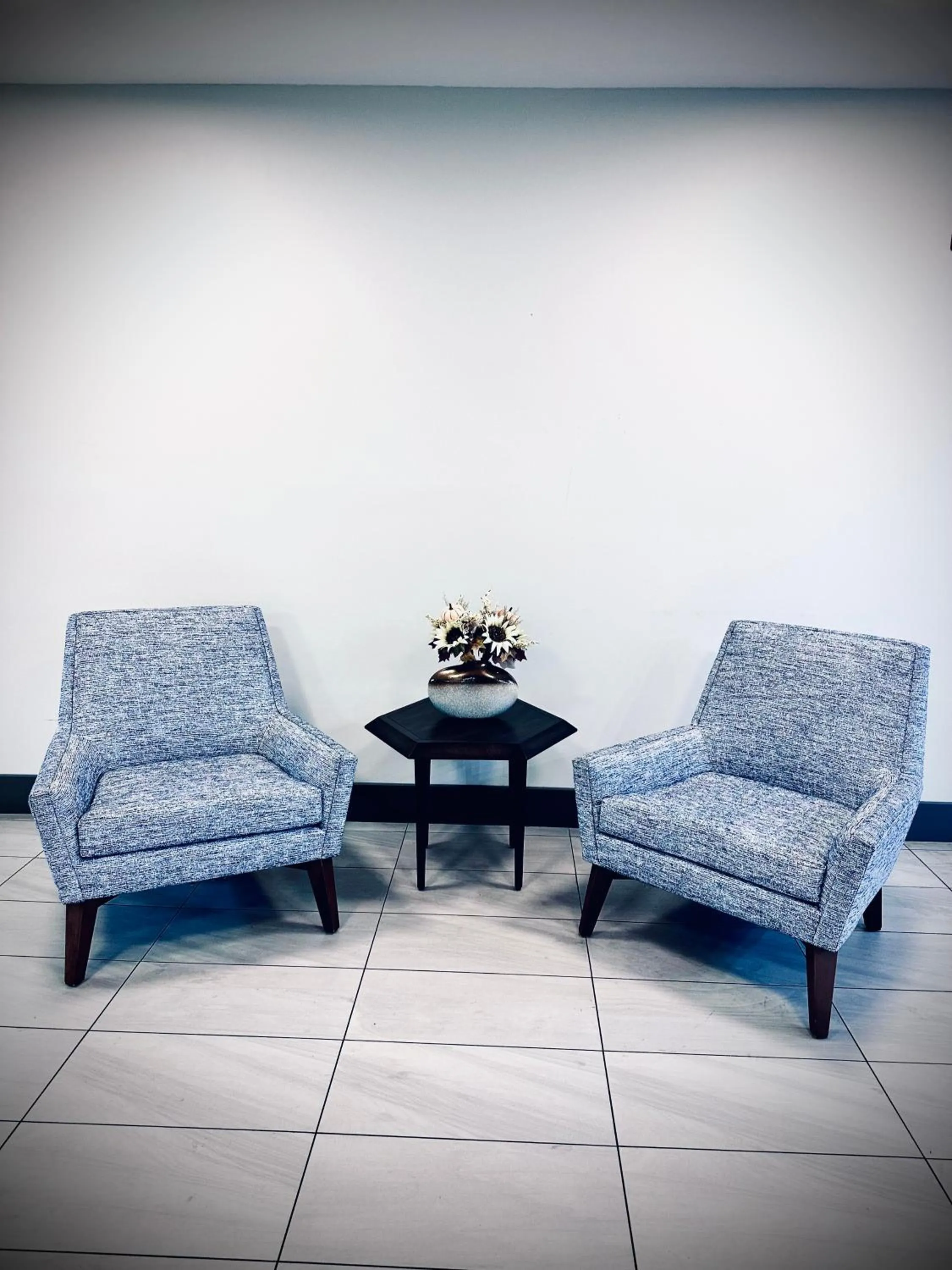 Lobby or reception in Holiday Inn Express Hotel & Suites Hinesville by IHG