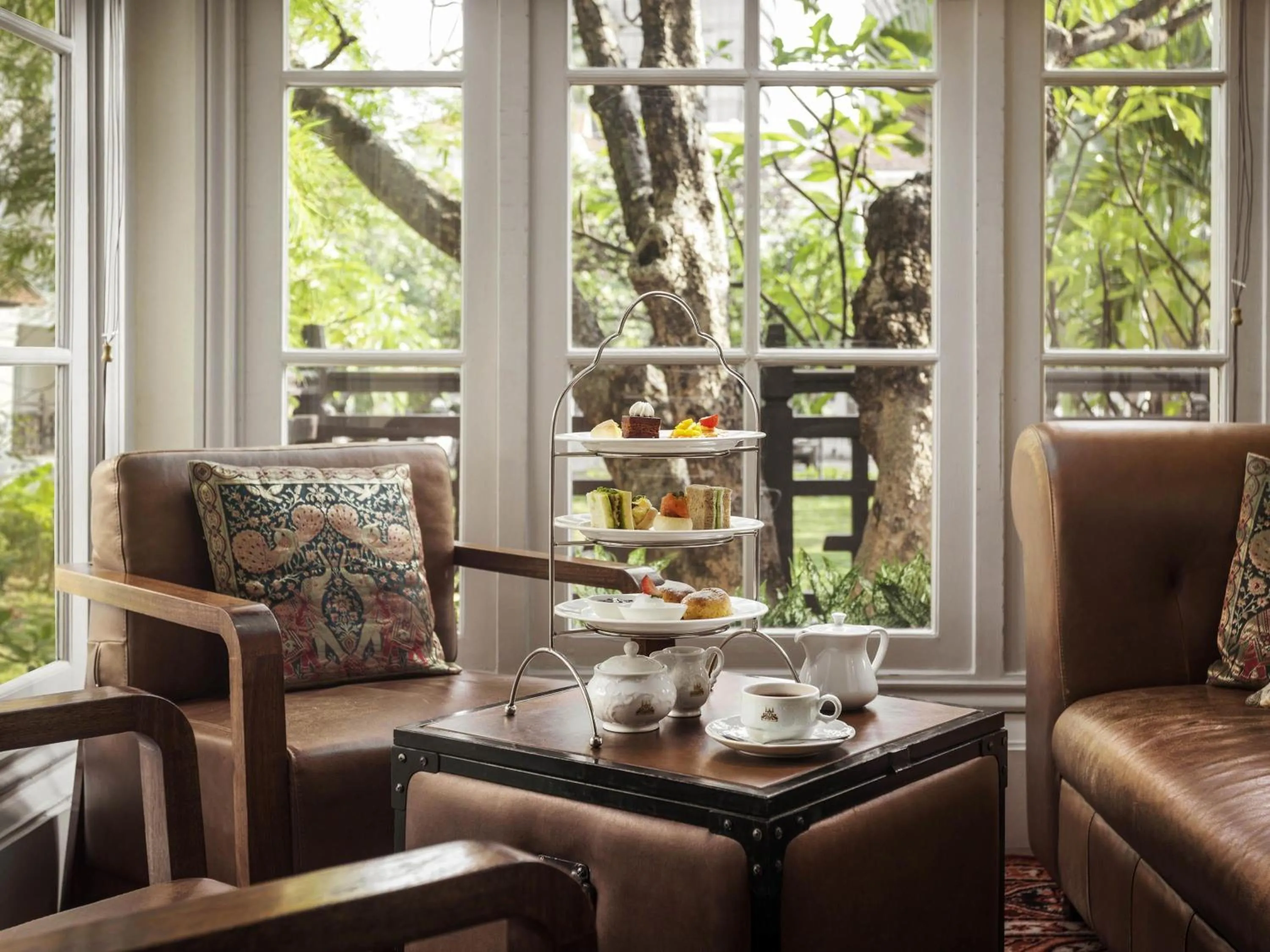 Lounge or bar in Raffles Hotel Le Royal