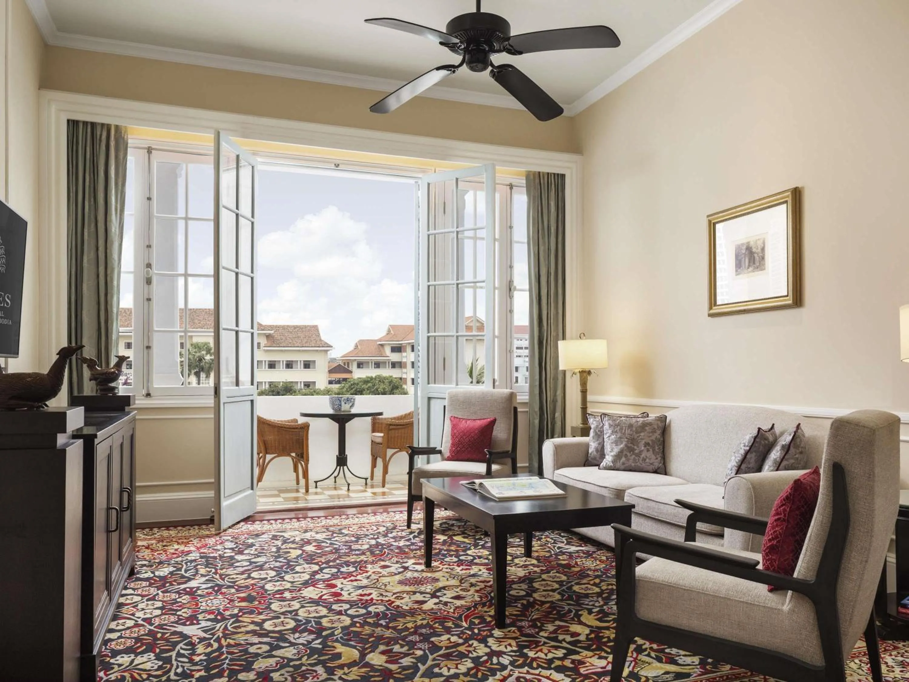 Bedroom in Raffles Hotel Le Royal