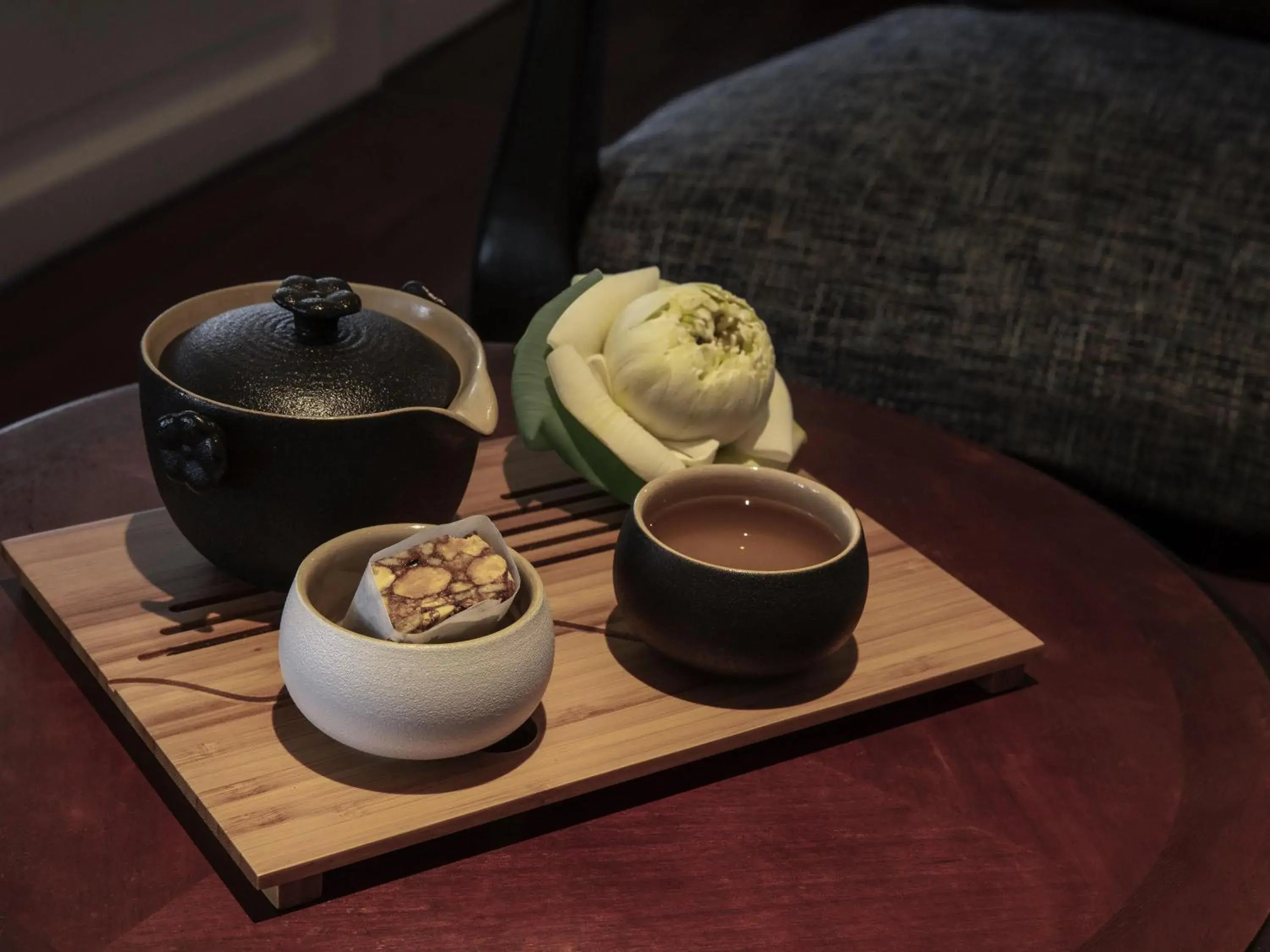 Spa and wellness centre/facilities in Raffles Hotel Le Royal Spa and wellness centre/facilities in Raffles Hotel Le Royal