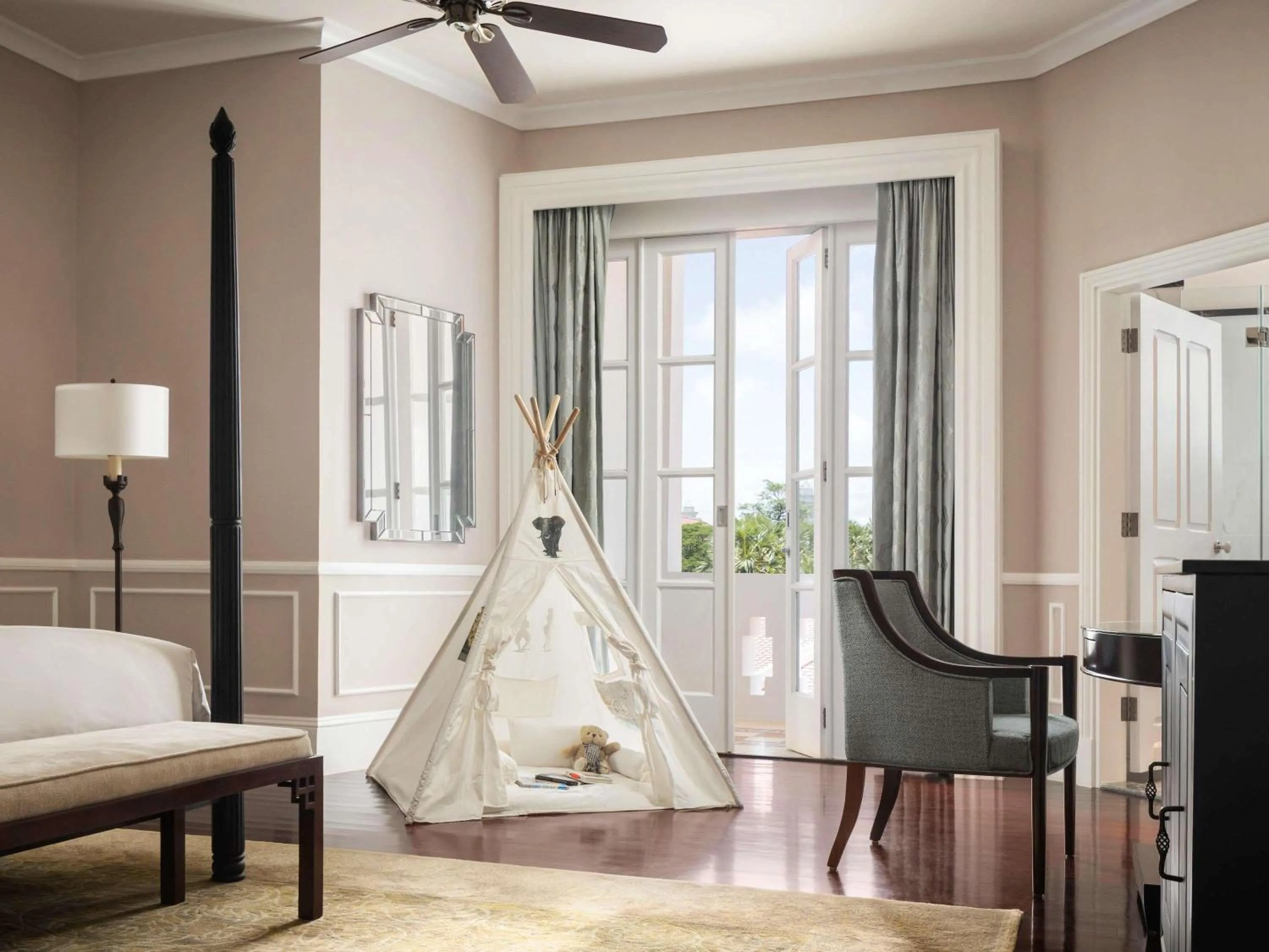 Bedroom, Bed in Raffles Grand Hotel d'Angkor