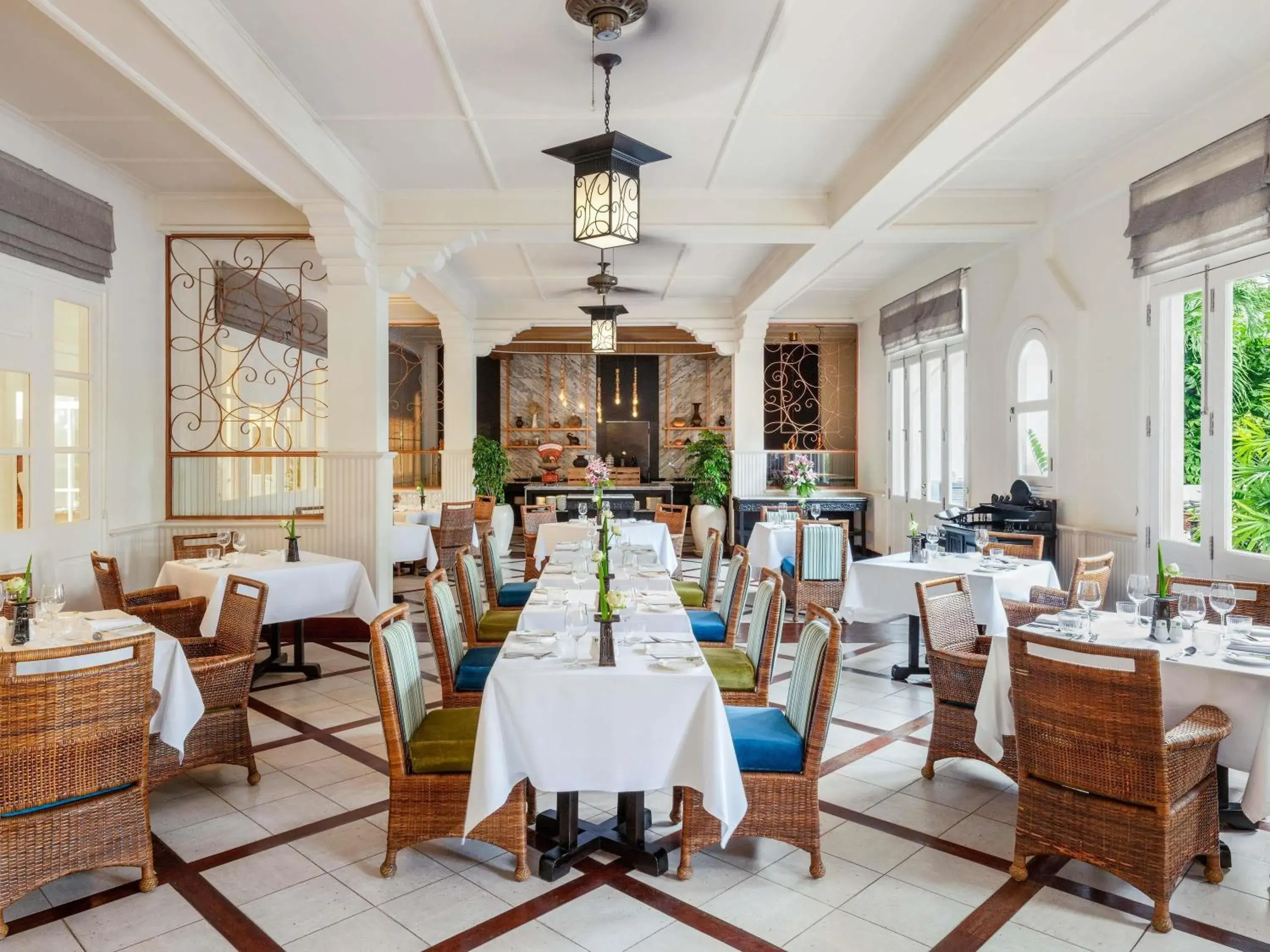 Restaurant/places to eat in Raffles Grand Hotel d'Angkor Restaurant/places to eat in Raffles Grand Hotel d'Angkor
