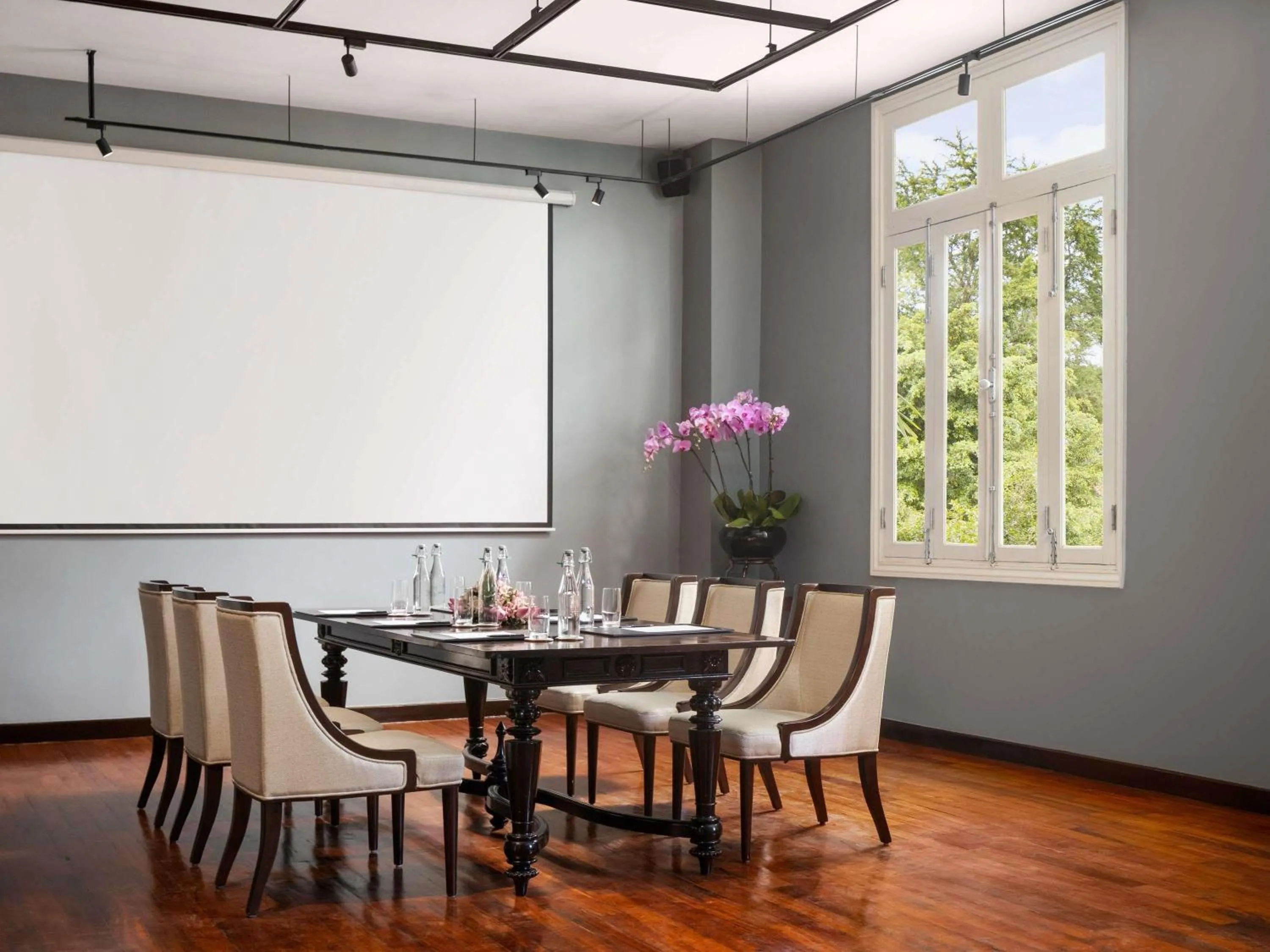 Meeting/conference room in Raffles Grand Hotel d'Angkor