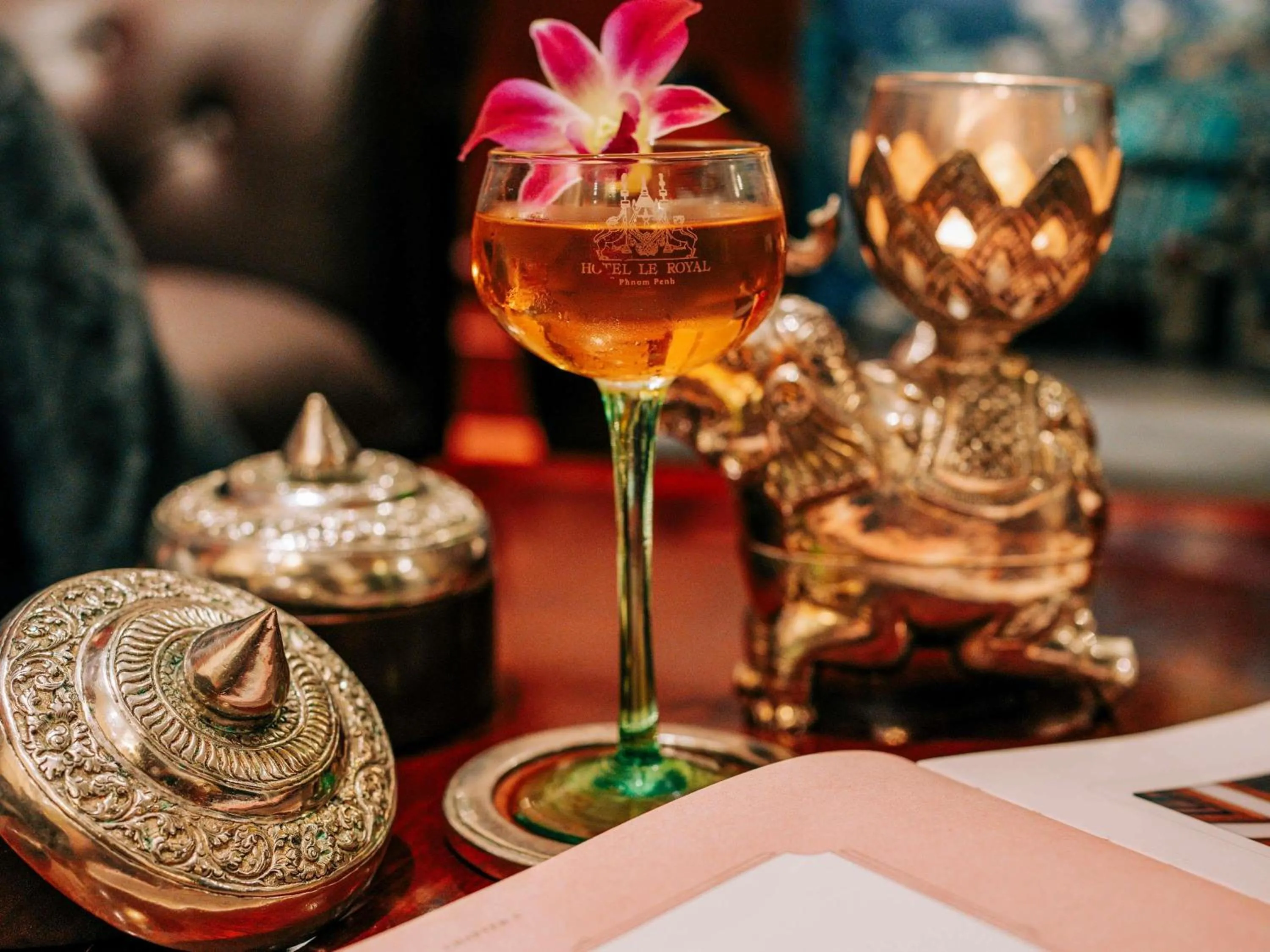 Lounge or bar in Raffles Grand Hotel d'Angkor