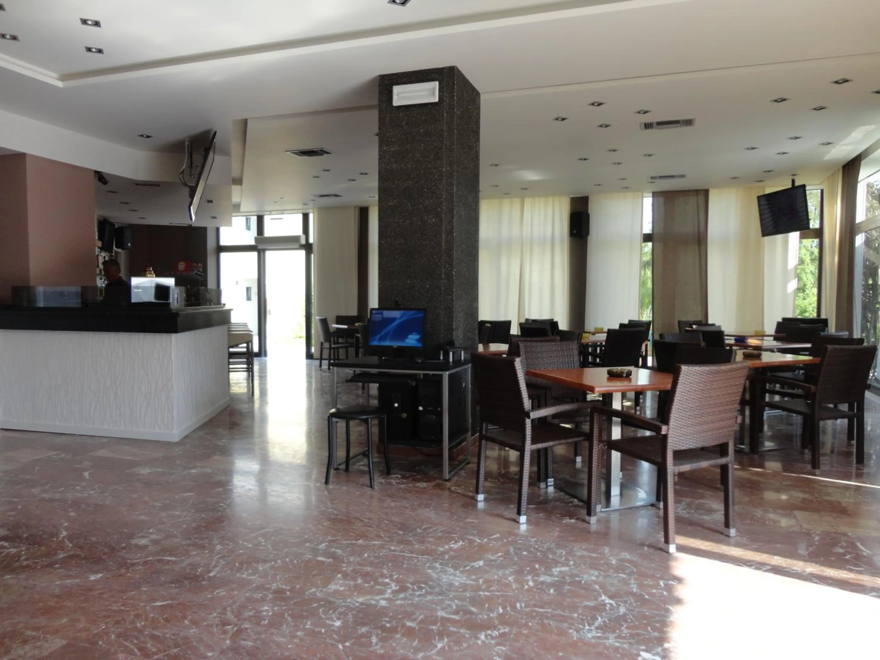 Lobby or reception in Morfeas Hotel