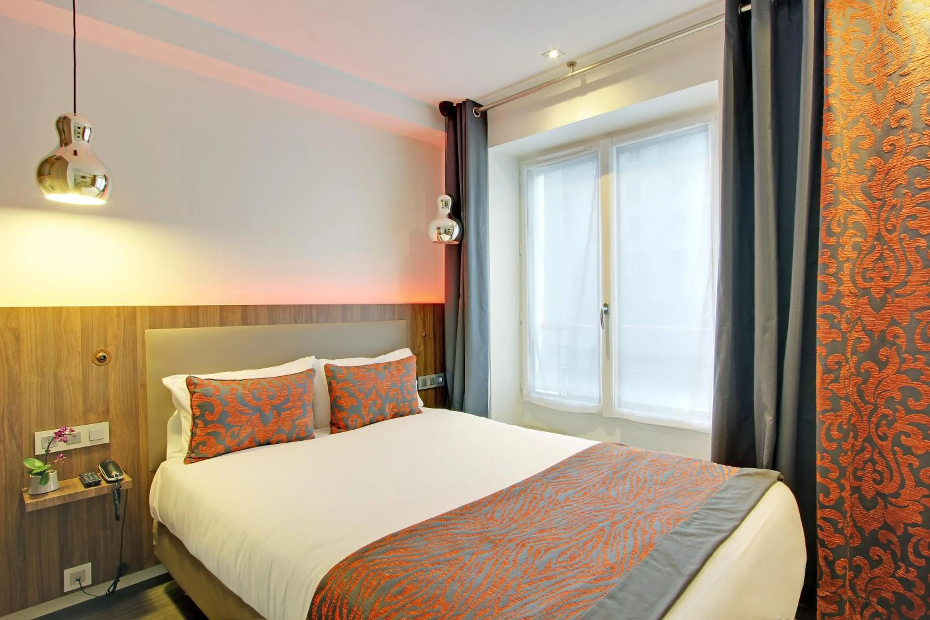 Bed in Hotel Alhambra