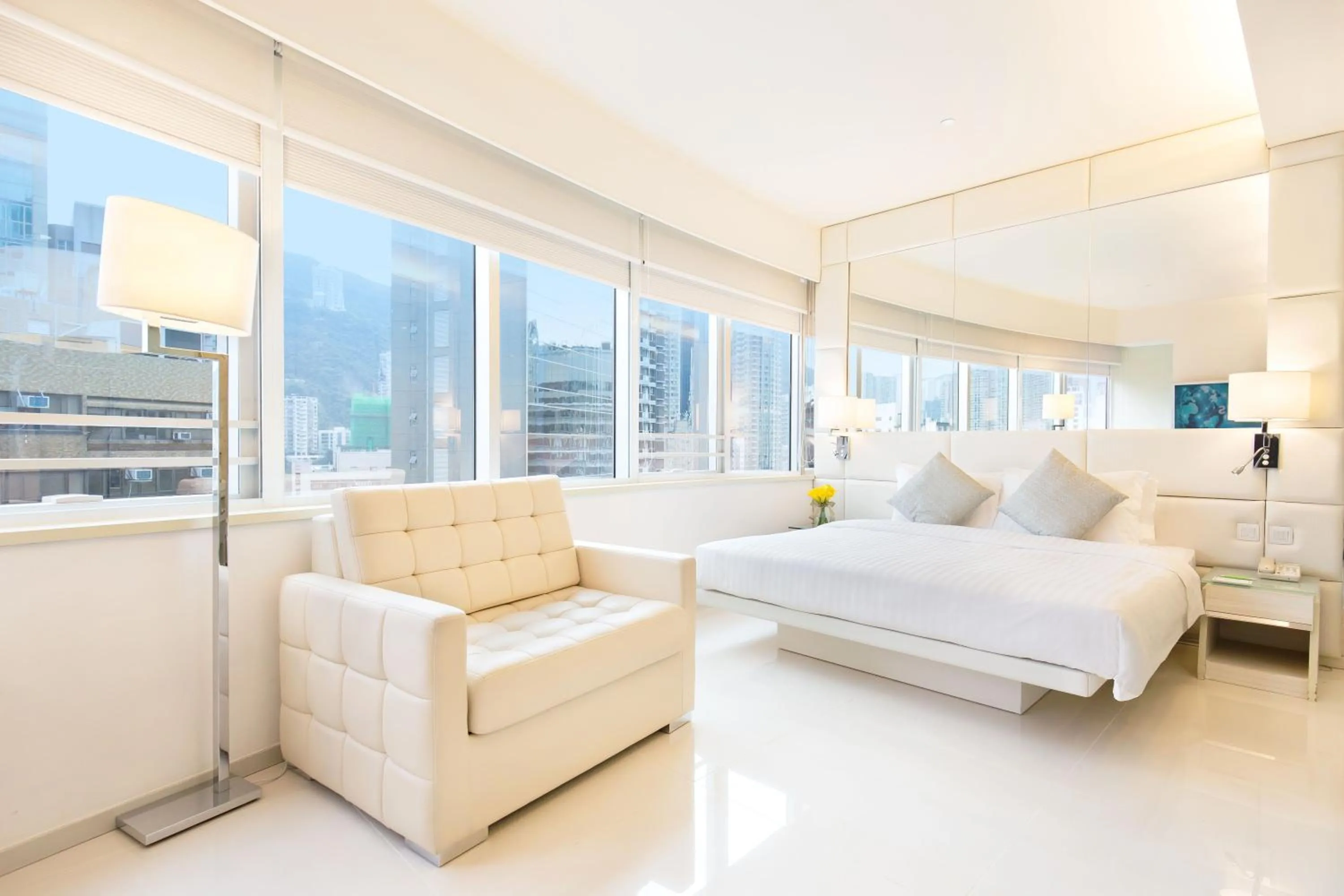 Photo of the whole room, Bed in iclub Wan Chai Hotel