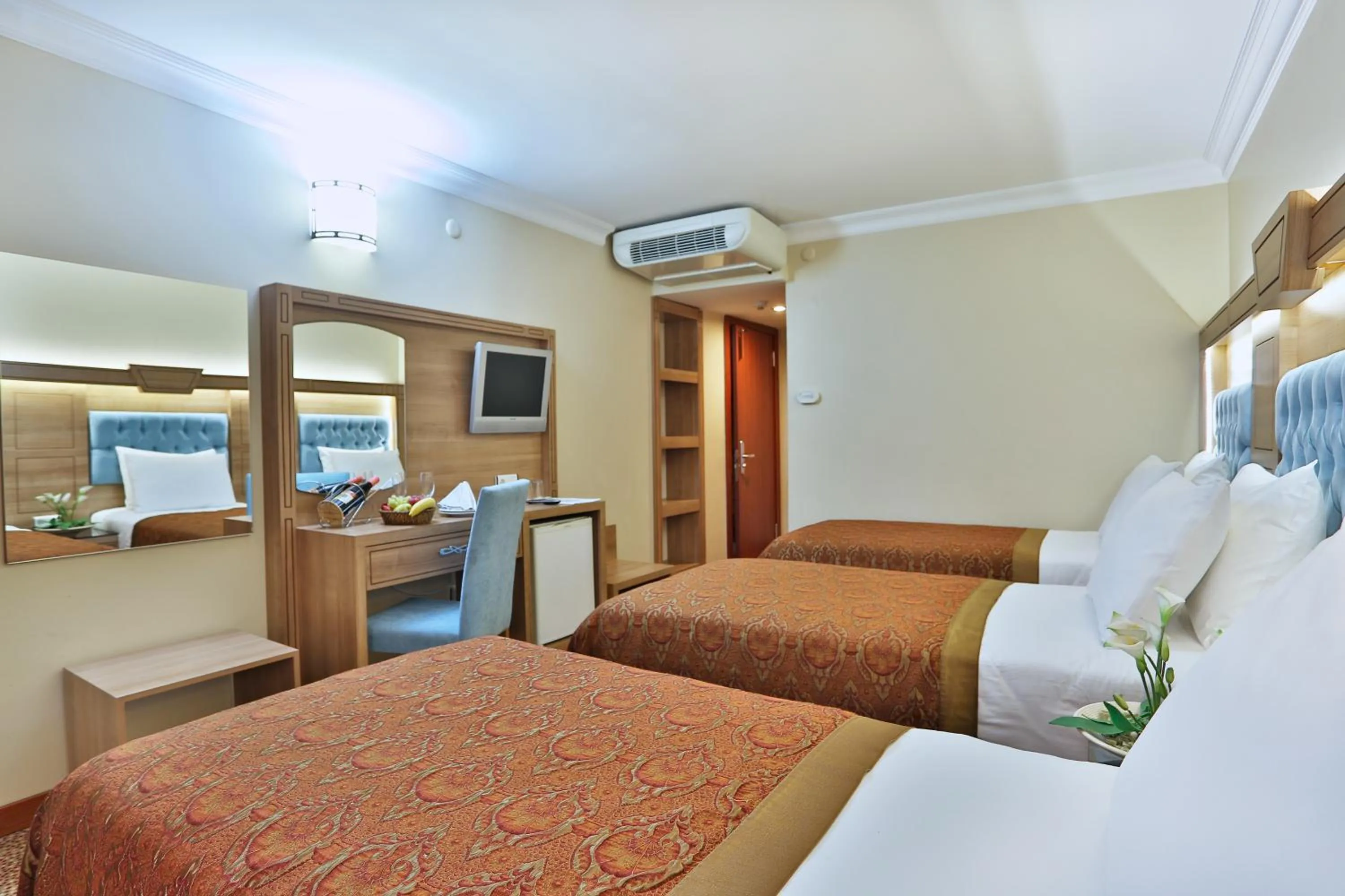 Photo of the whole room, Bed in Budo Hotel