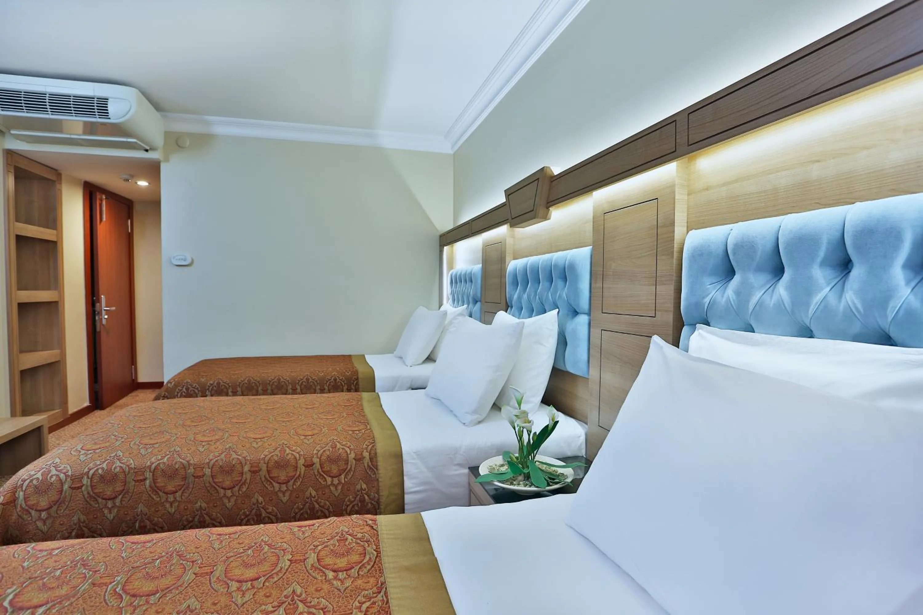 Photo of the whole room, Bed in Budo Hotel