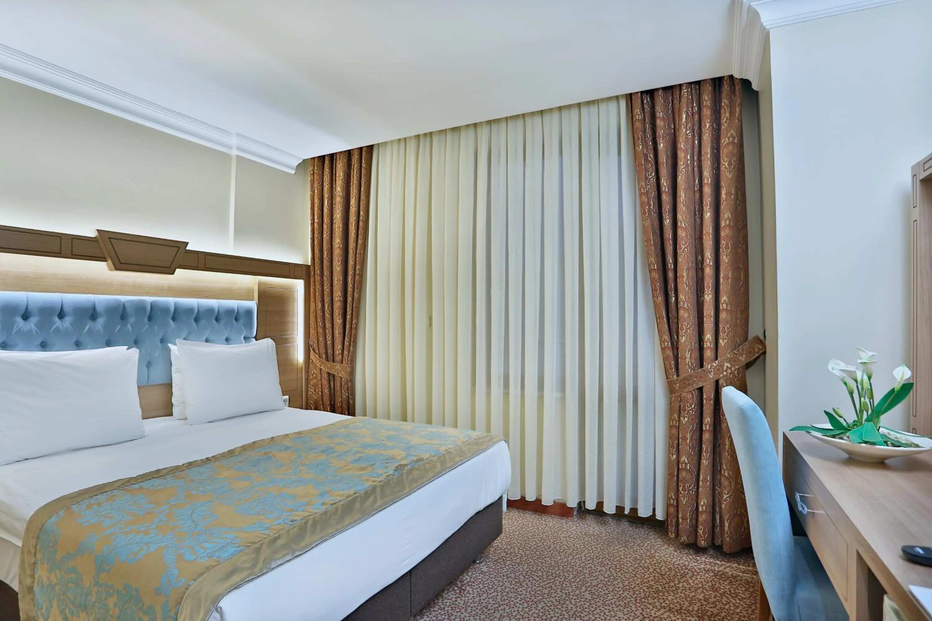 Photo of the whole room, Bed in Budo Hotel