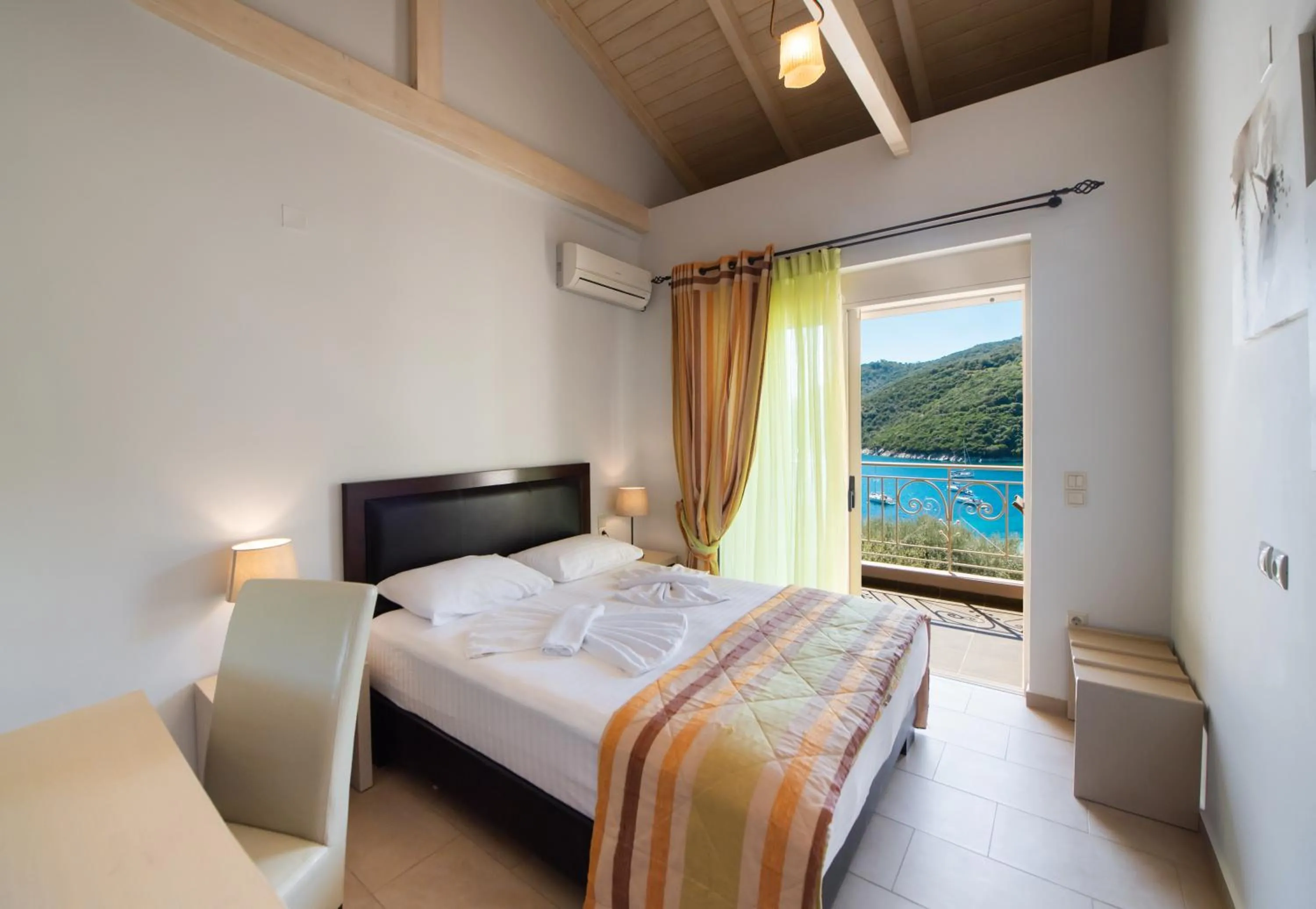 Bed in Rouda Village
