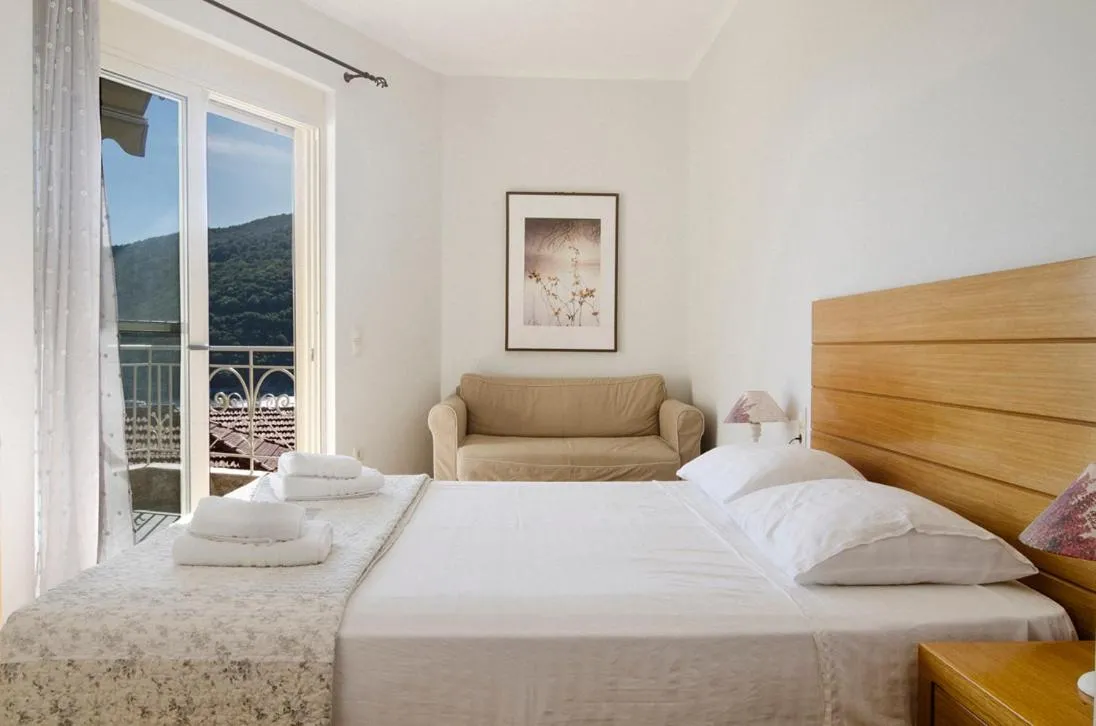 Bed in Rouda Village