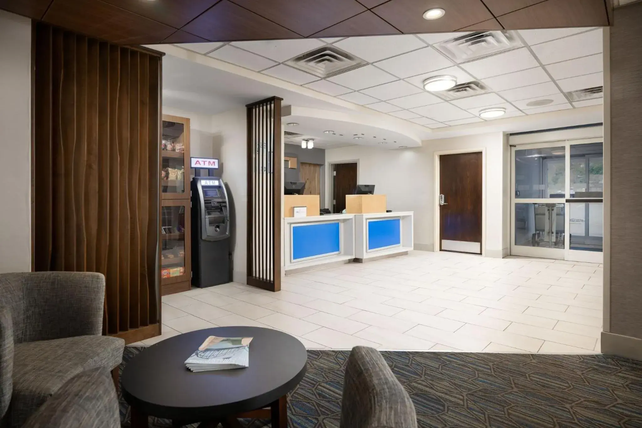 Property building in Holiday Inn Express & Suites Chattanooga-Hixson by IHG Property building in Holiday Inn Express & Suites Chattanooga-Hixson by IHG