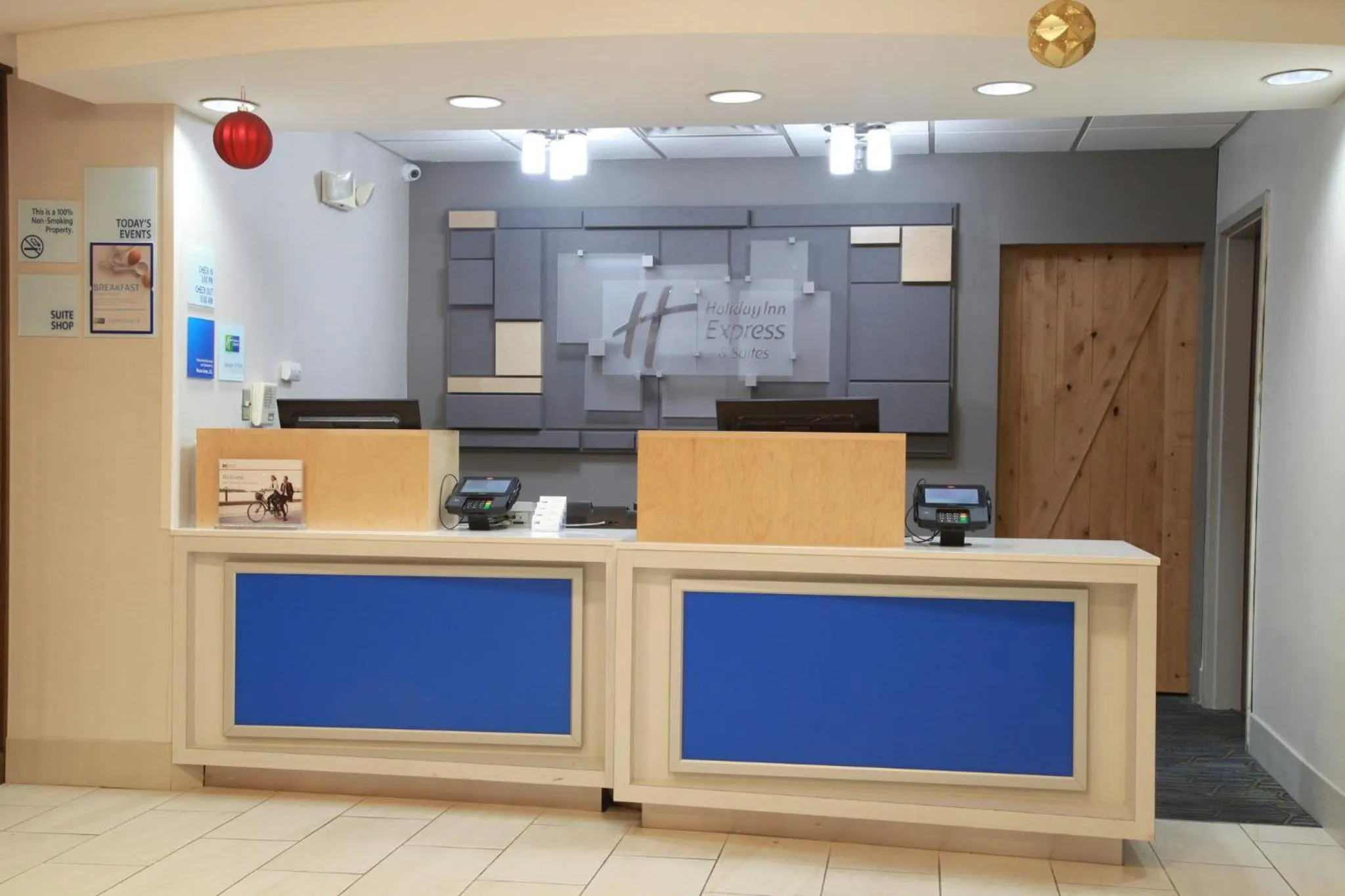 Property building in Holiday Inn Express & Suites Chattanooga-Hixson by IHG