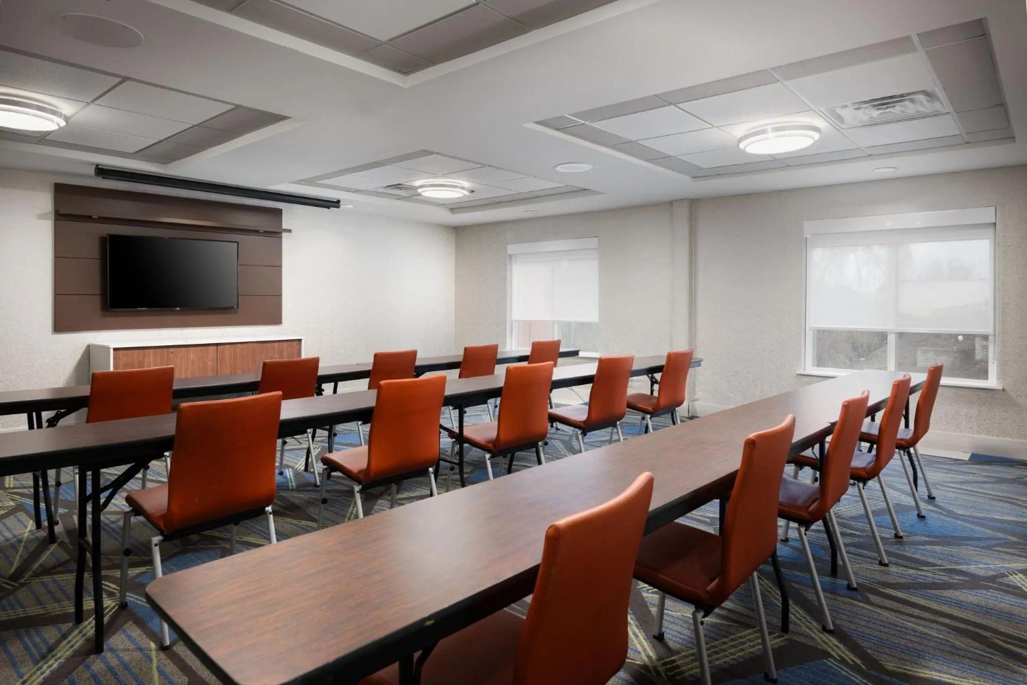 Meeting/conference room in Holiday Inn Express & Suites Chattanooga-Hixson by IHG