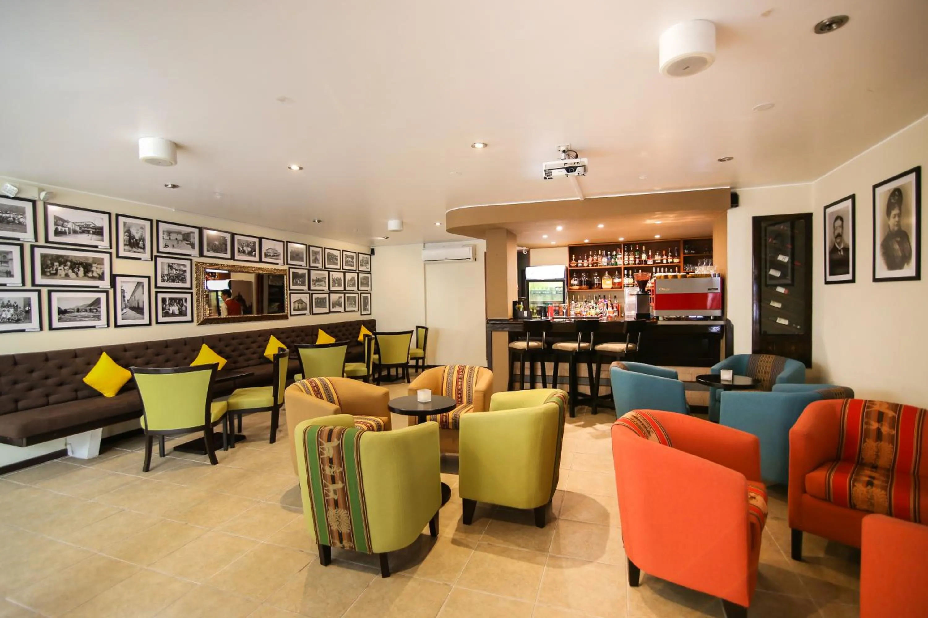 Lounge or bar in Xima Exclusive Cusco