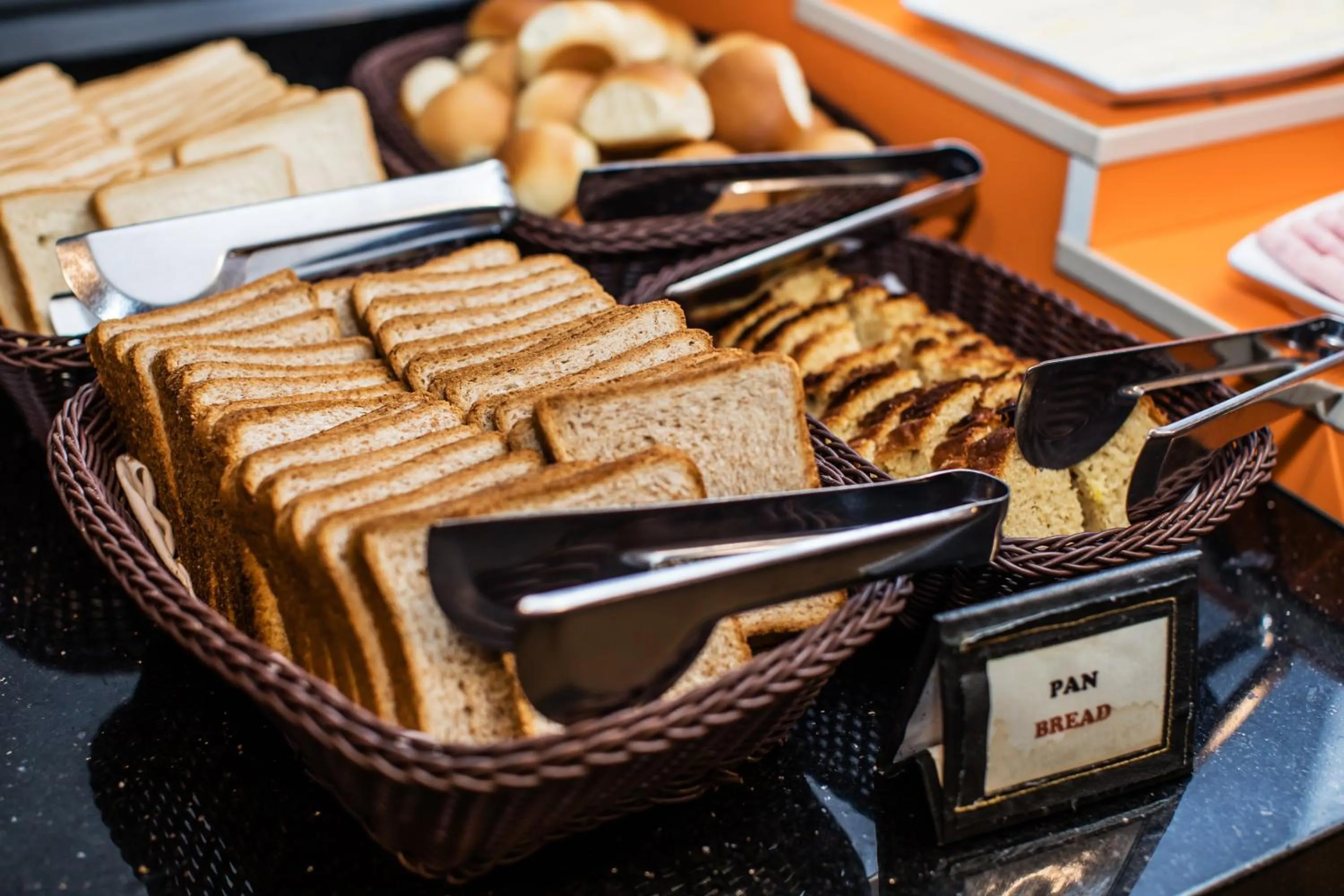 Buffet breakfast in Xima Exclusive Puno