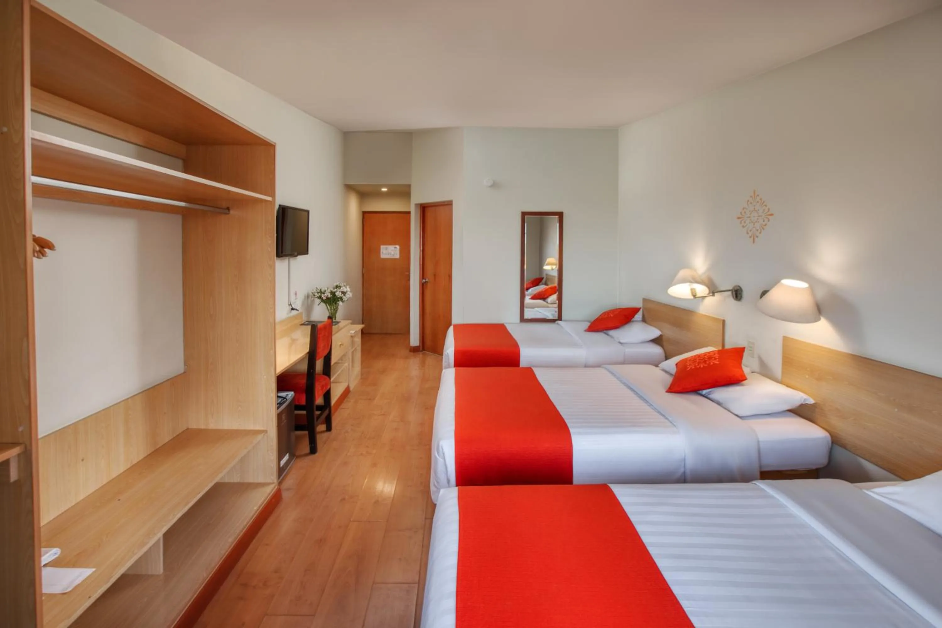 Photo of the whole room in Xima Exclusive Puno