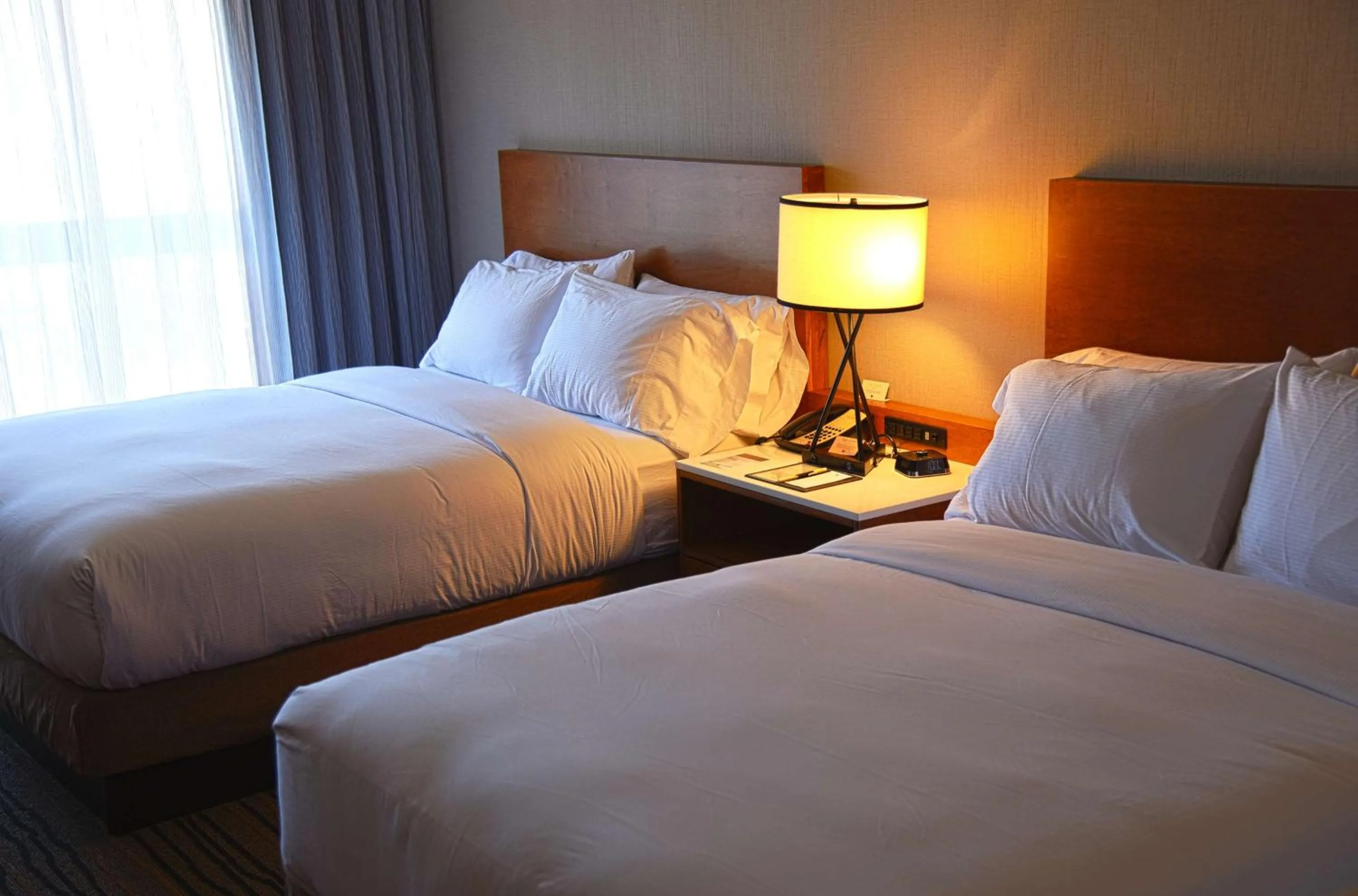 Bed in Doubletree By Hilton Helena Downtown