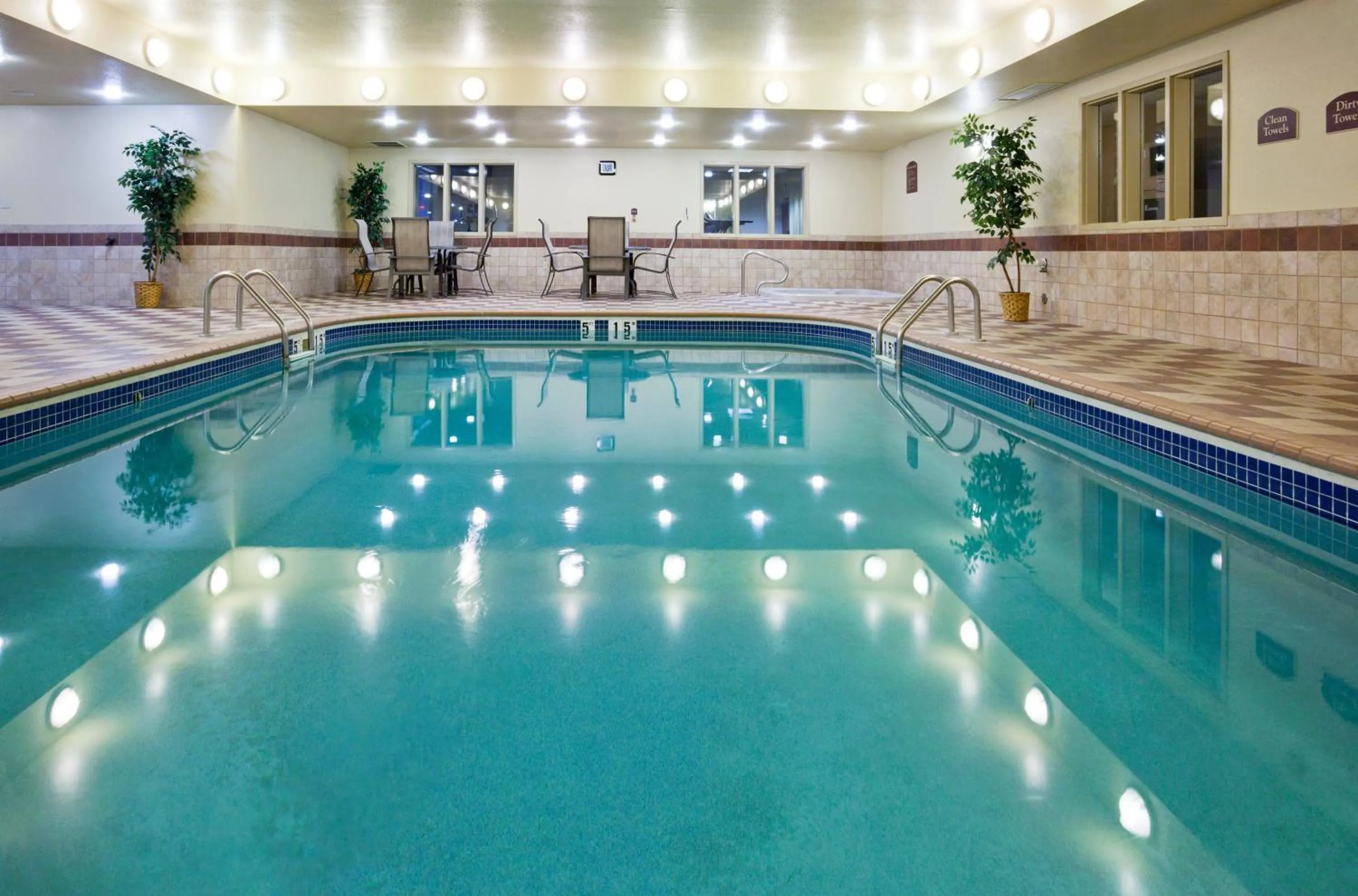 Swimming pool in Holiday Inn Express Hotel & Suites Grand Forks by IHG