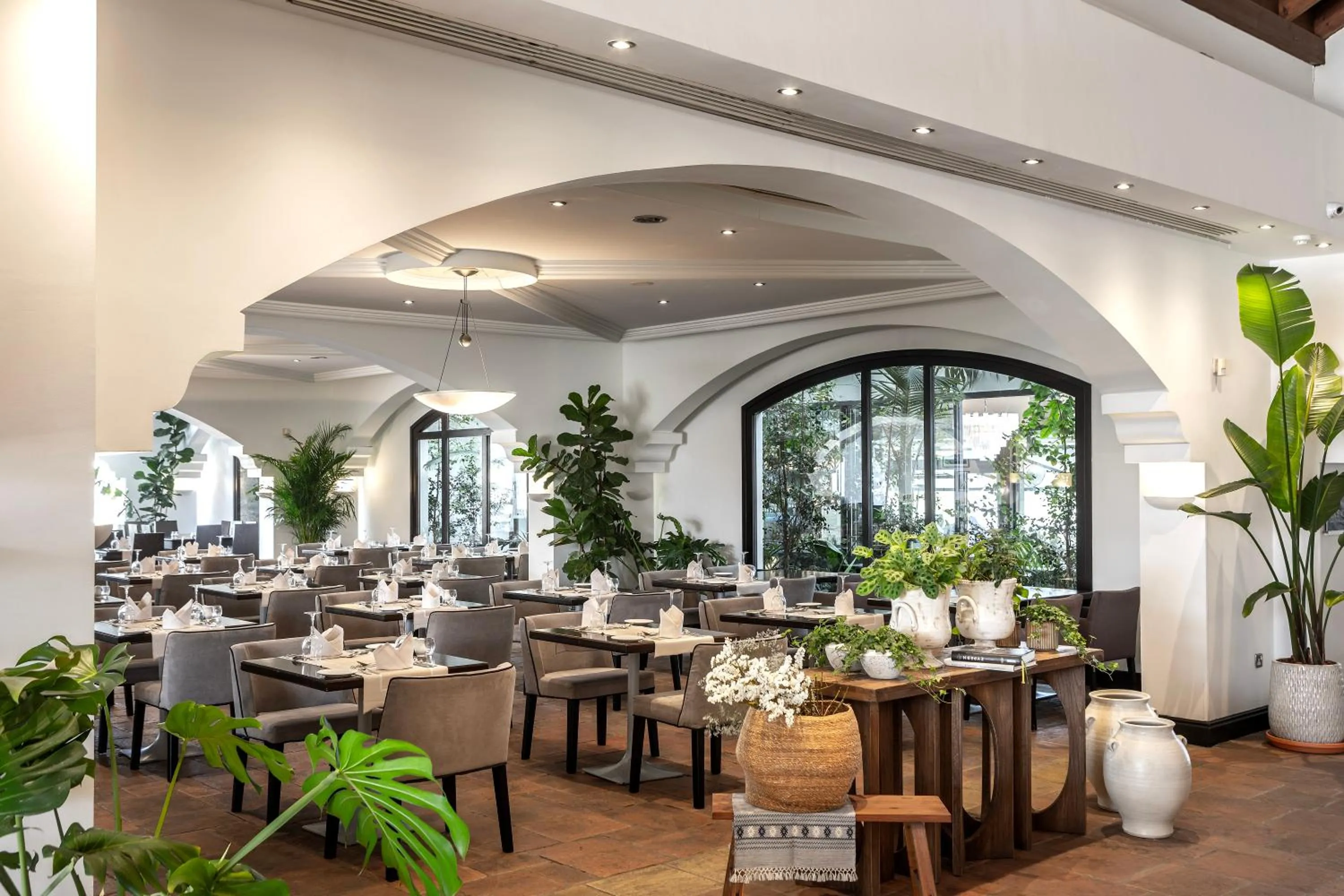 Restaurant/places to eat in Napa Plaza Hotel (Adults Only)