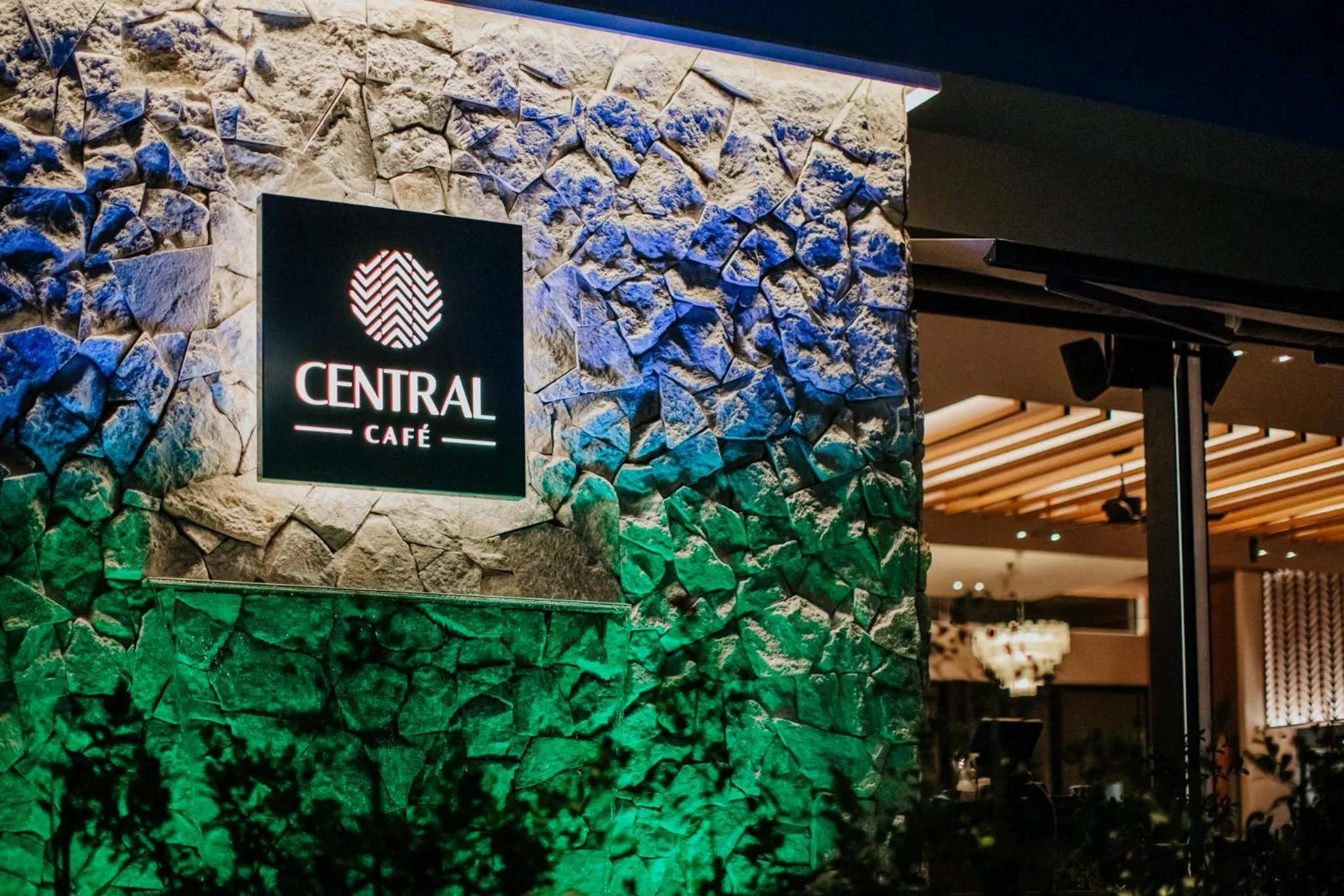 Restaurant/places to eat in Napa Plaza Hotel (Adults Only)