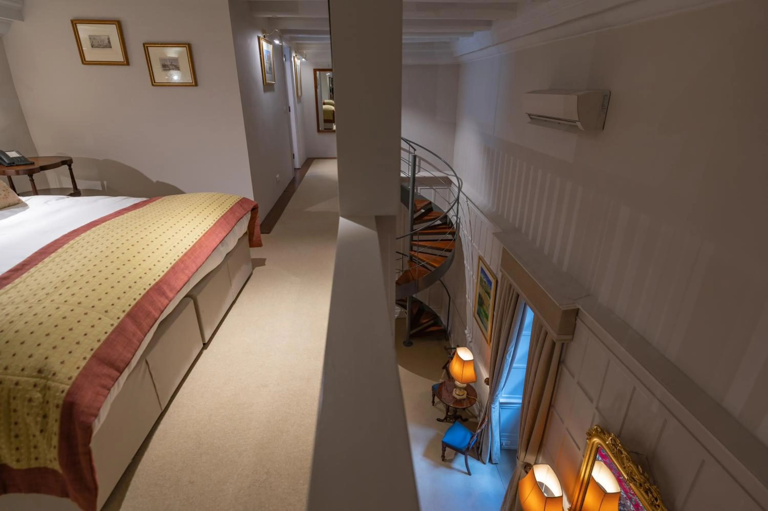 Bedroom, Bed in The Xara Palace Relais & Chateaux