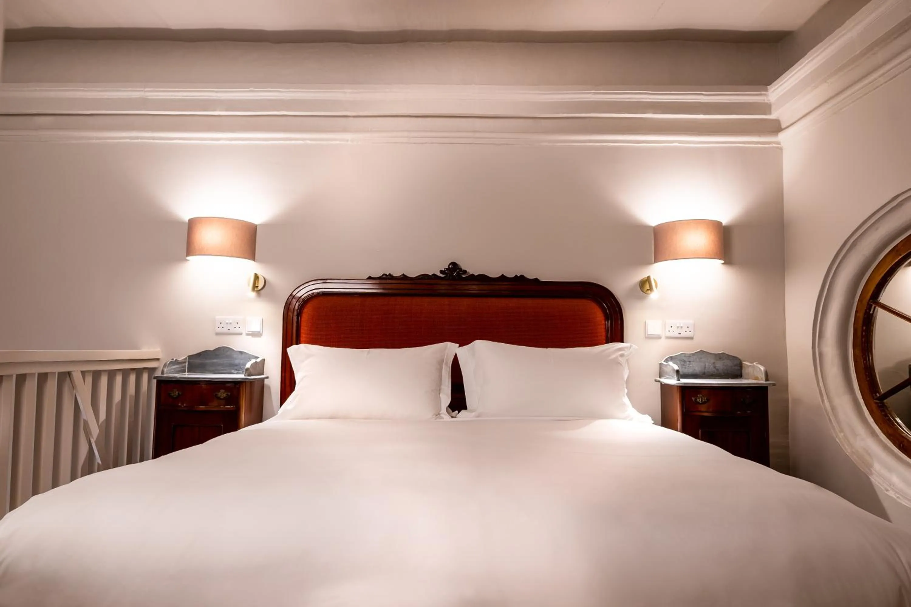 Bed in The Xara Palace Relais & Chateaux