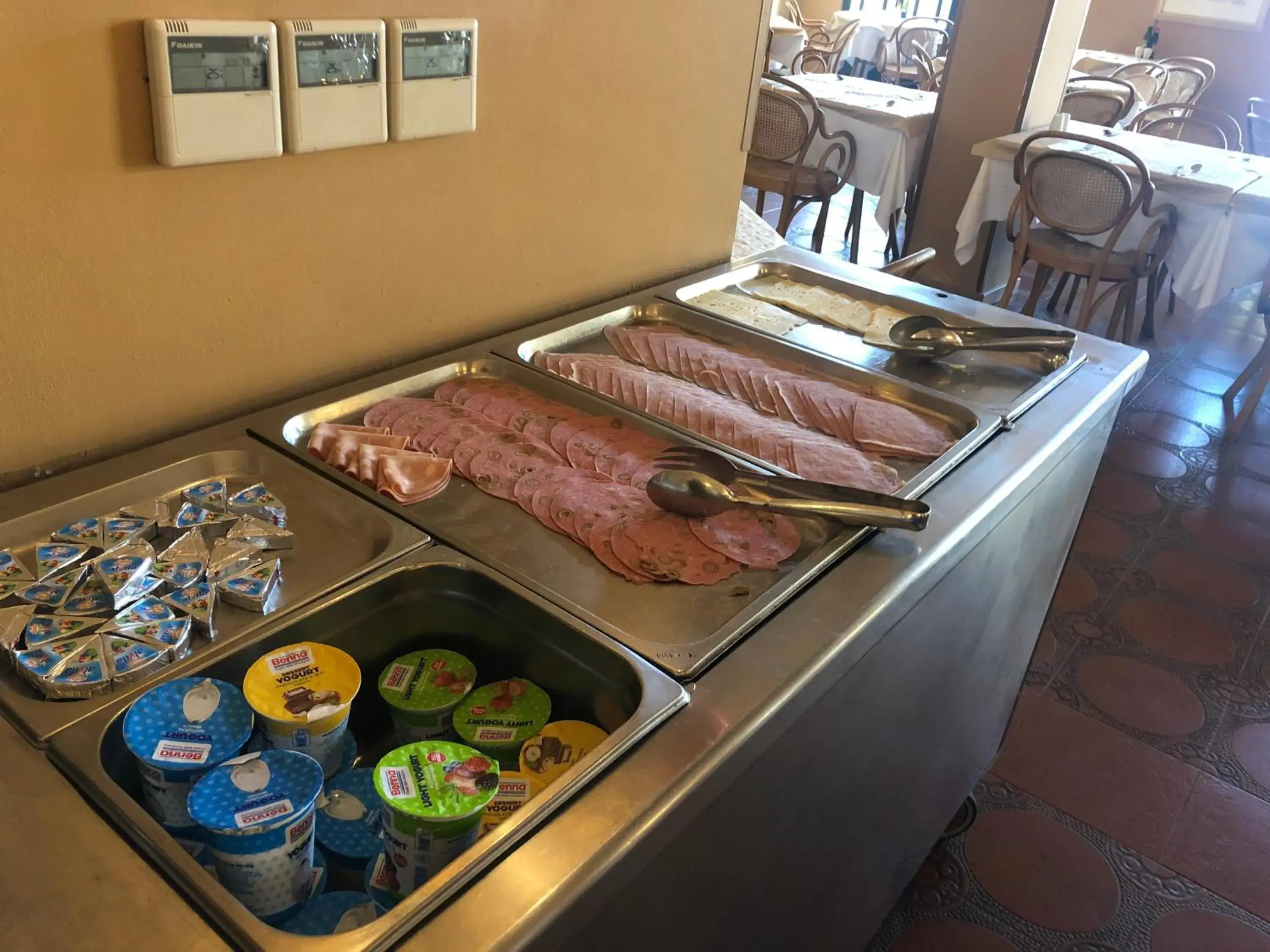 Food and drinks in St. Patrick's Hotel Food and drinks in St. Patrick's Hotel