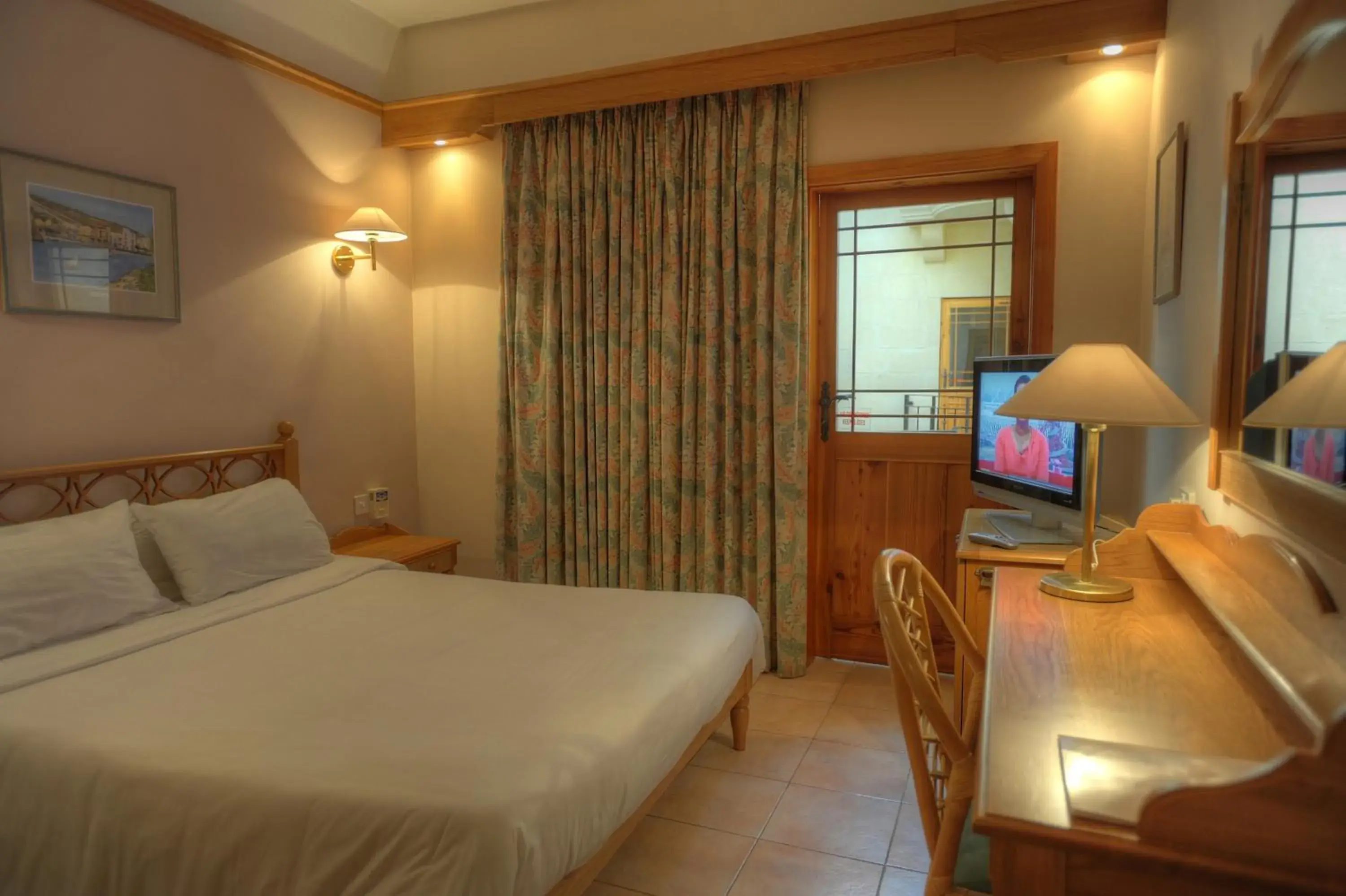 Bed in St. Patrick's Hotel Bed in St. Patrick's Hotel