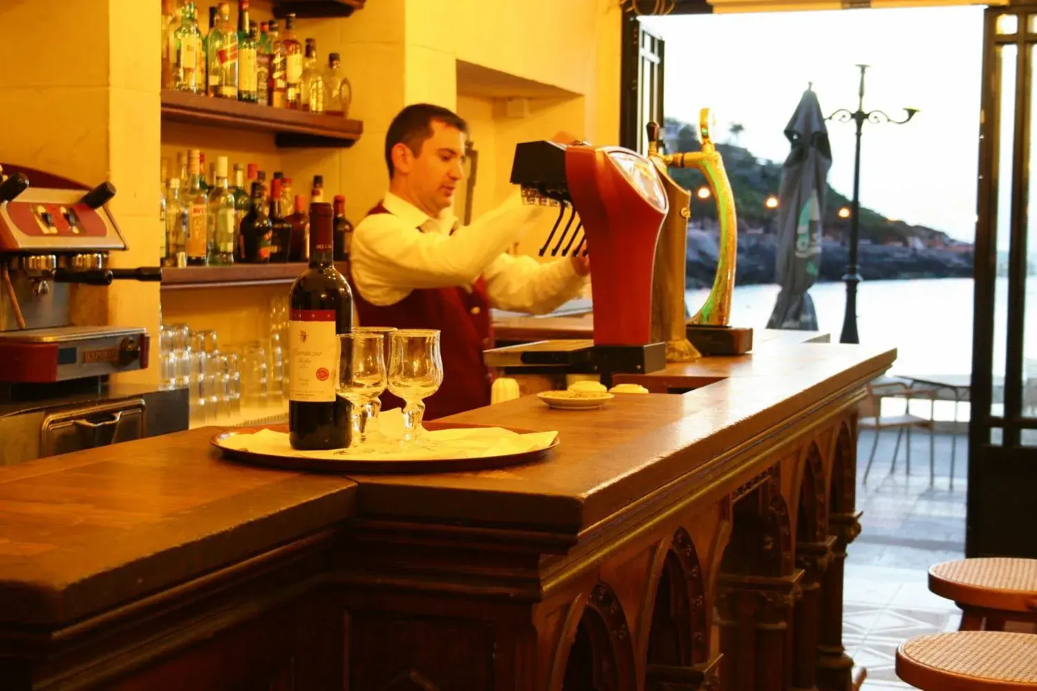 Lounge or bar in St. Patrick's Hotel Lounge or bar in St. Patrick's Hotel